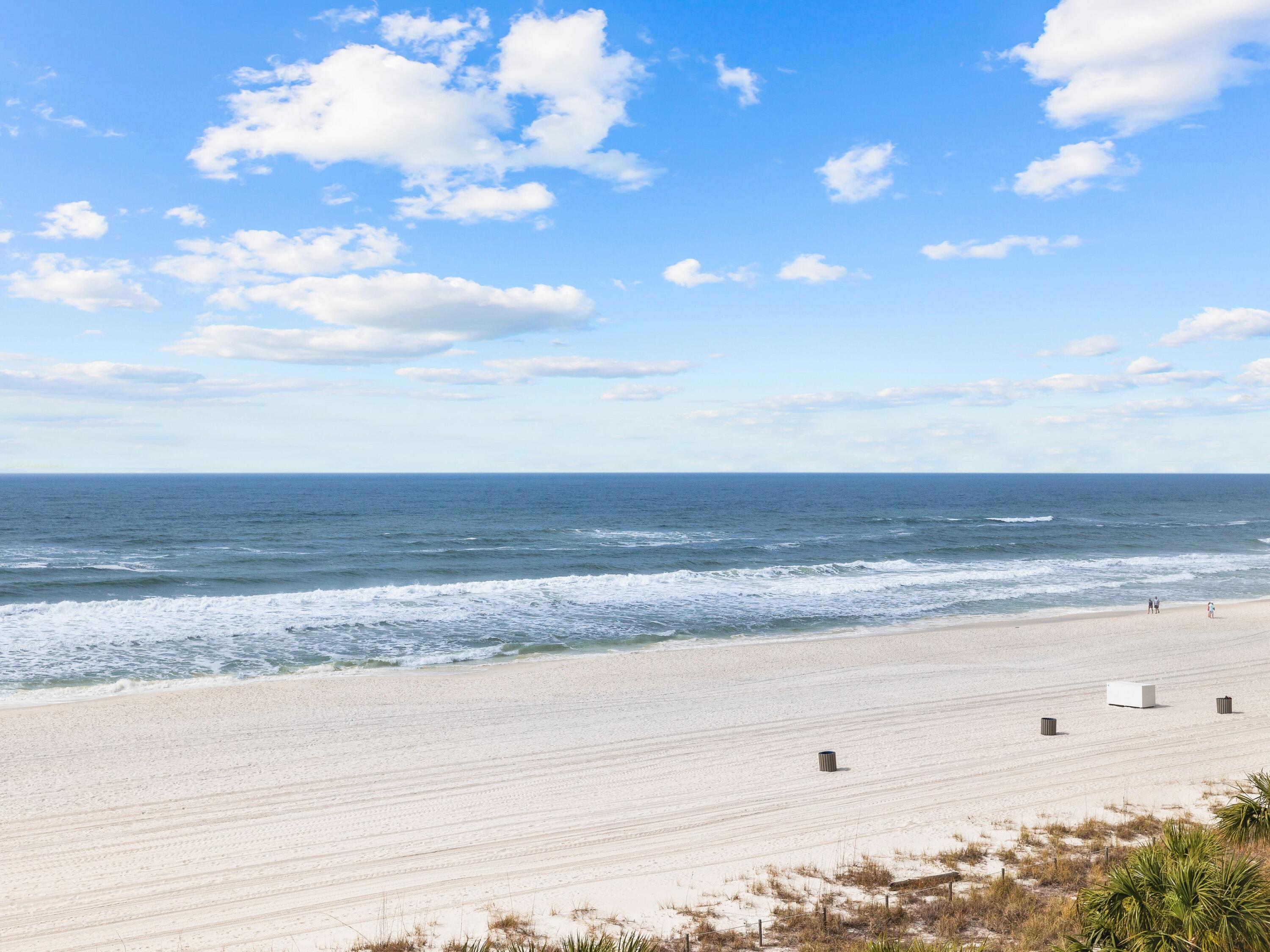 10515 Front Beach Road, 405