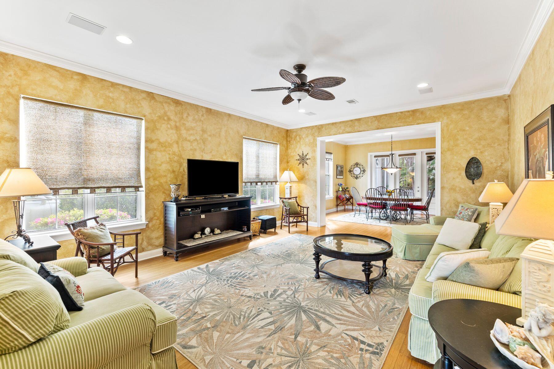 2105 Hideaway Cove