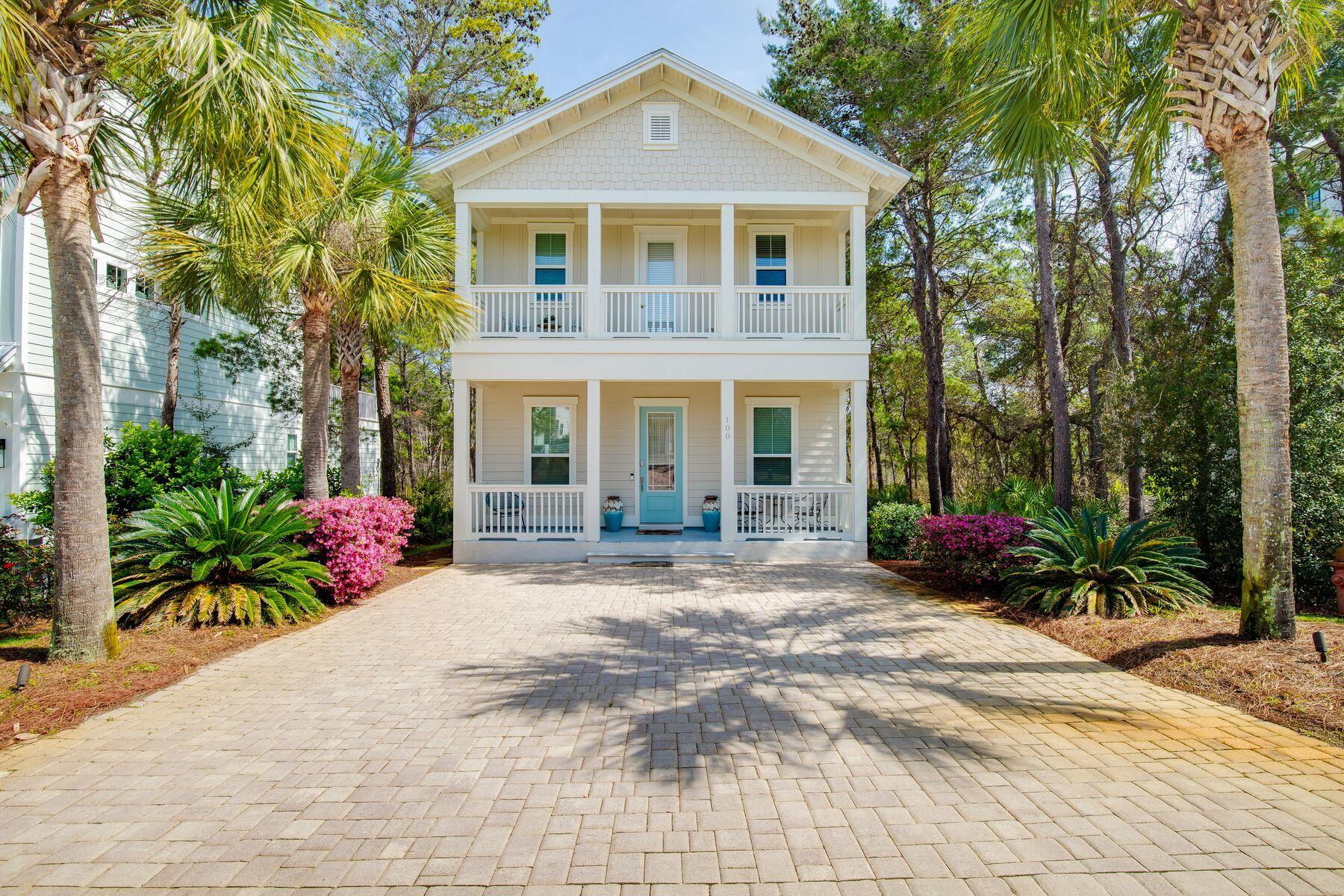 100 Grande Pointe Circle
