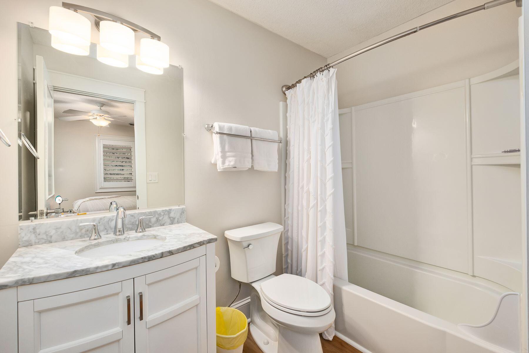 5075 Beachwalk Way