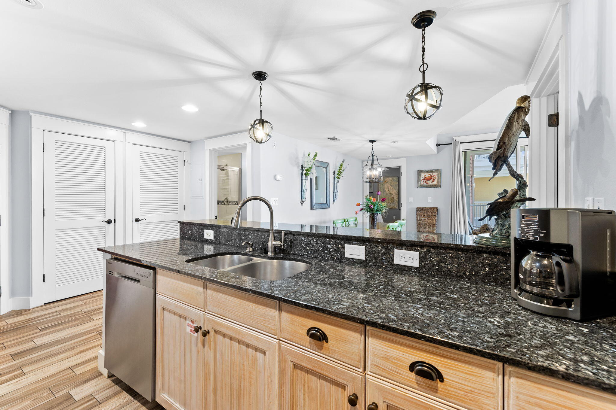 9100 Baytowne Wharf Boulevard, 464