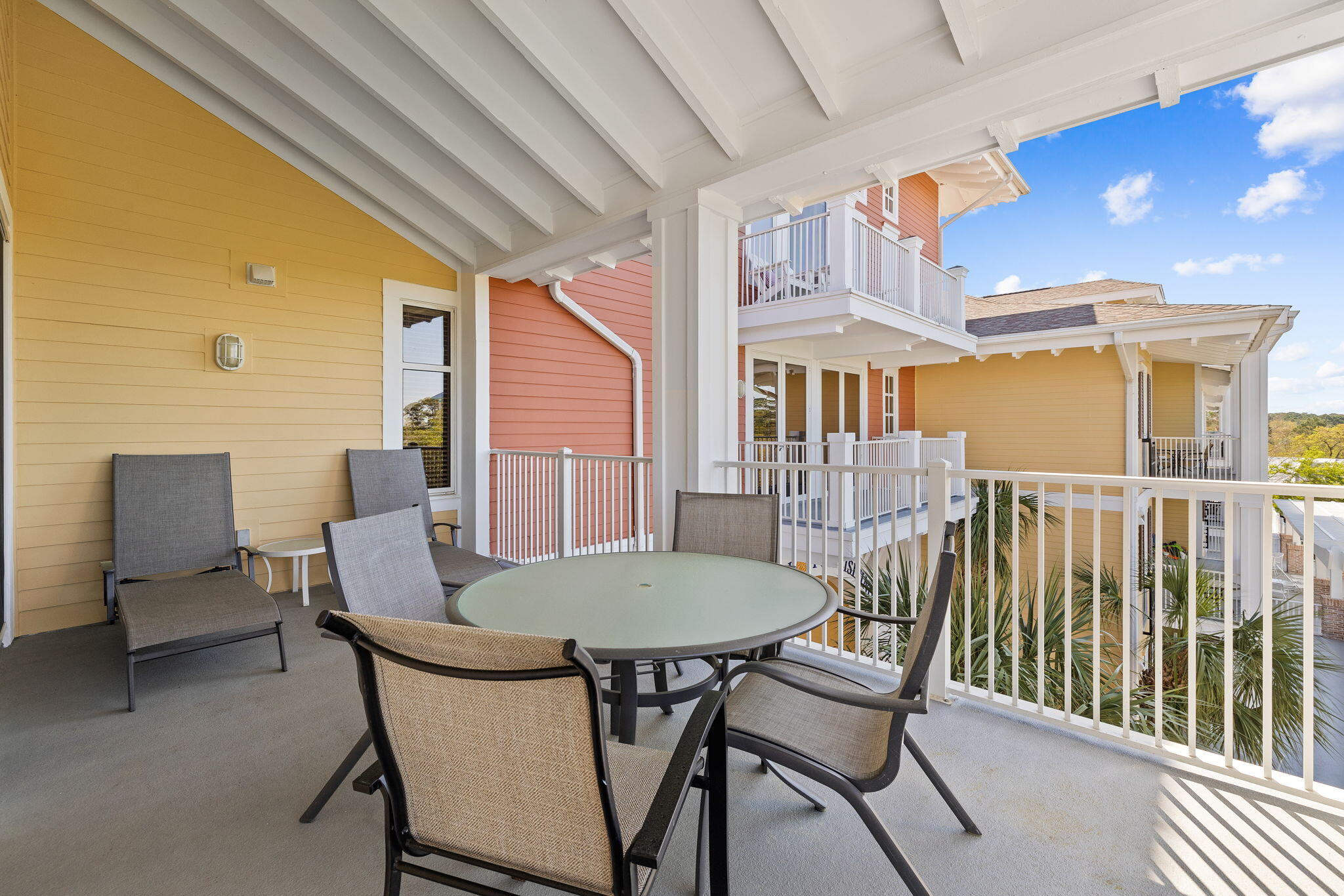 9100 Baytowne Wharf Boulevard, 464