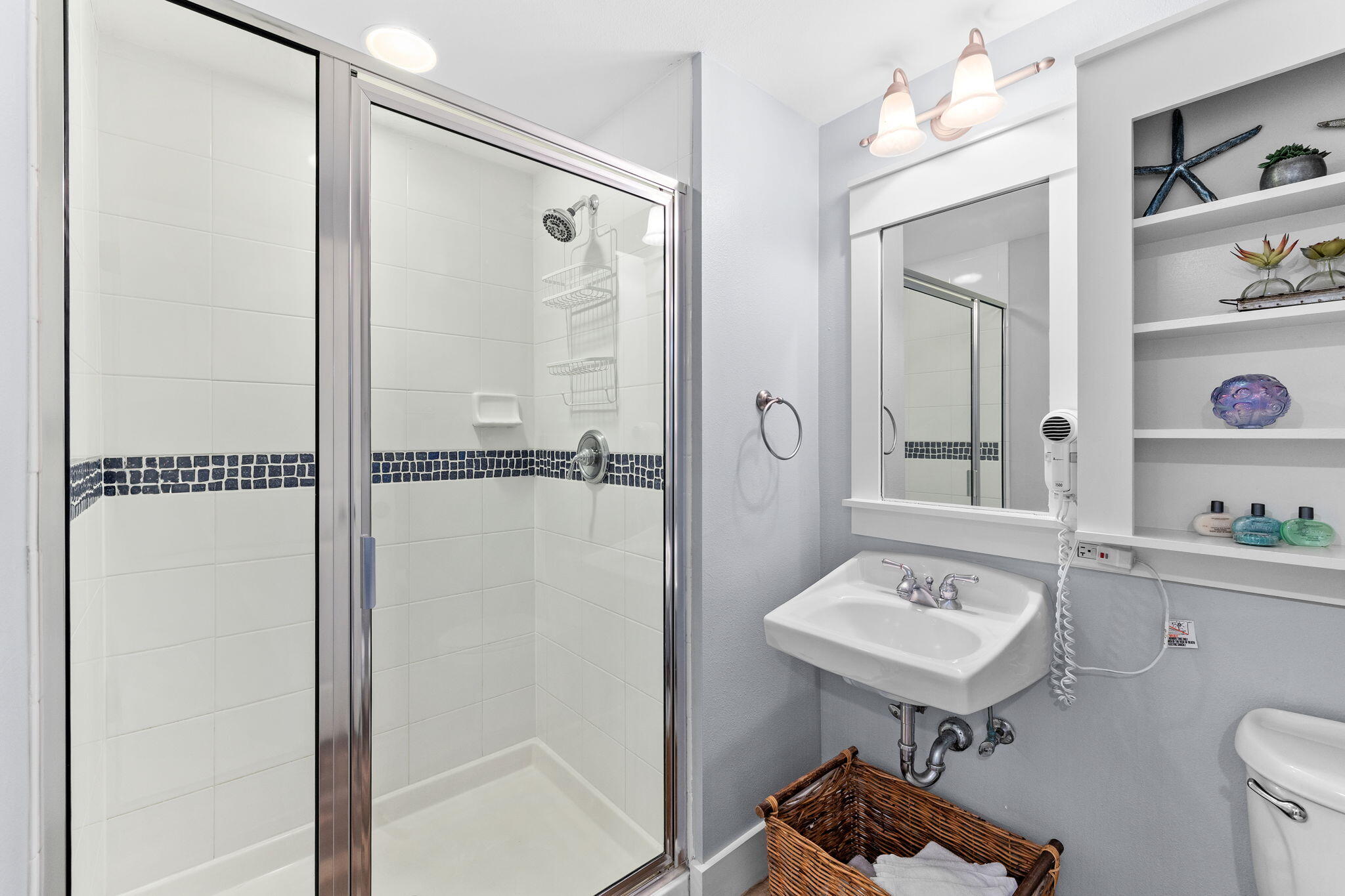 9100 Baytowne Wharf Boulevard, 464