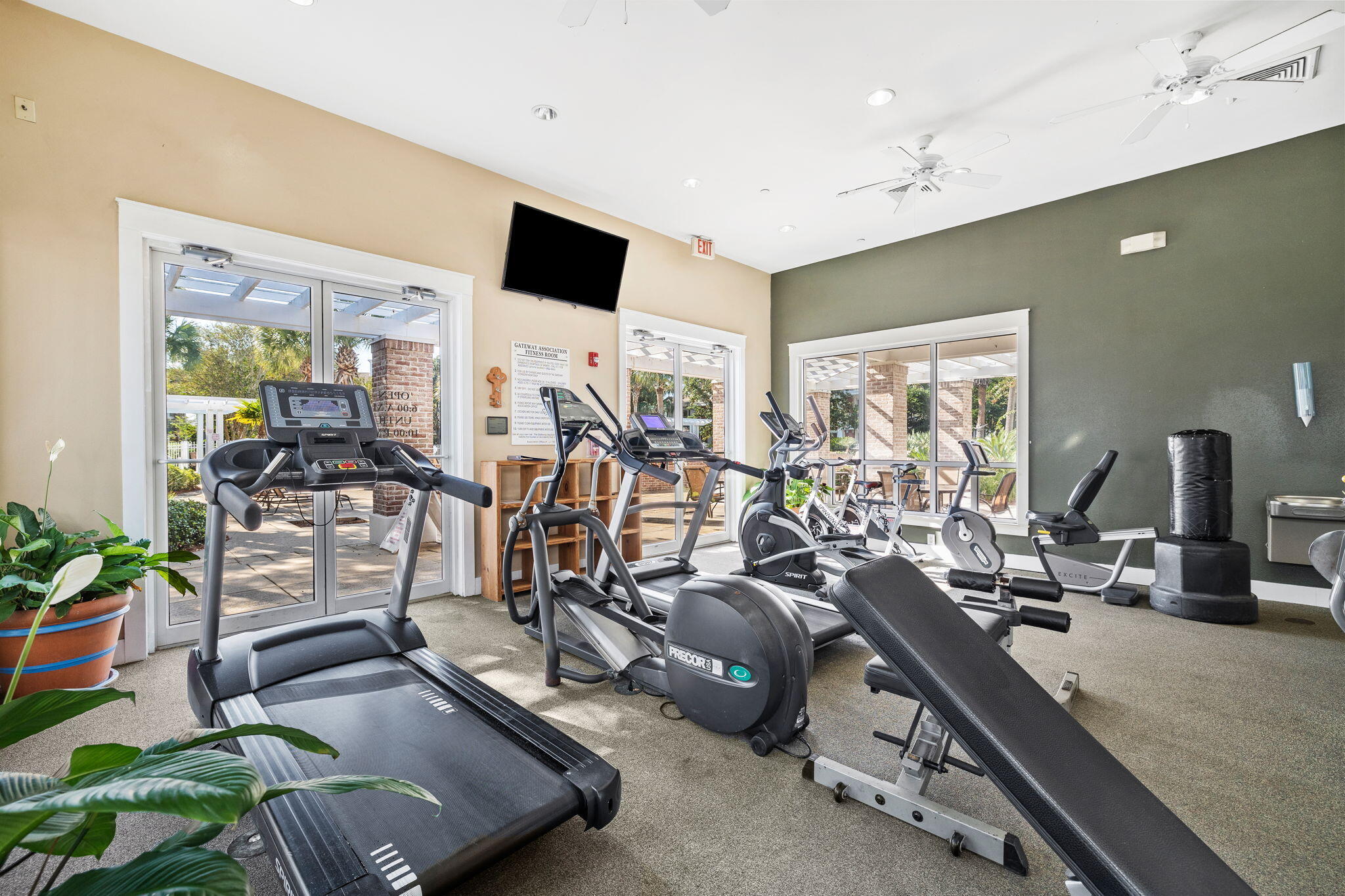 9100 Baytowne Wharf Boulevard, 464