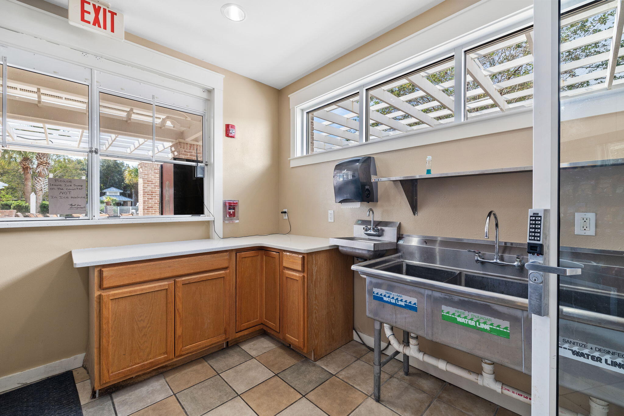 9100 Baytowne Wharf Boulevard, 464