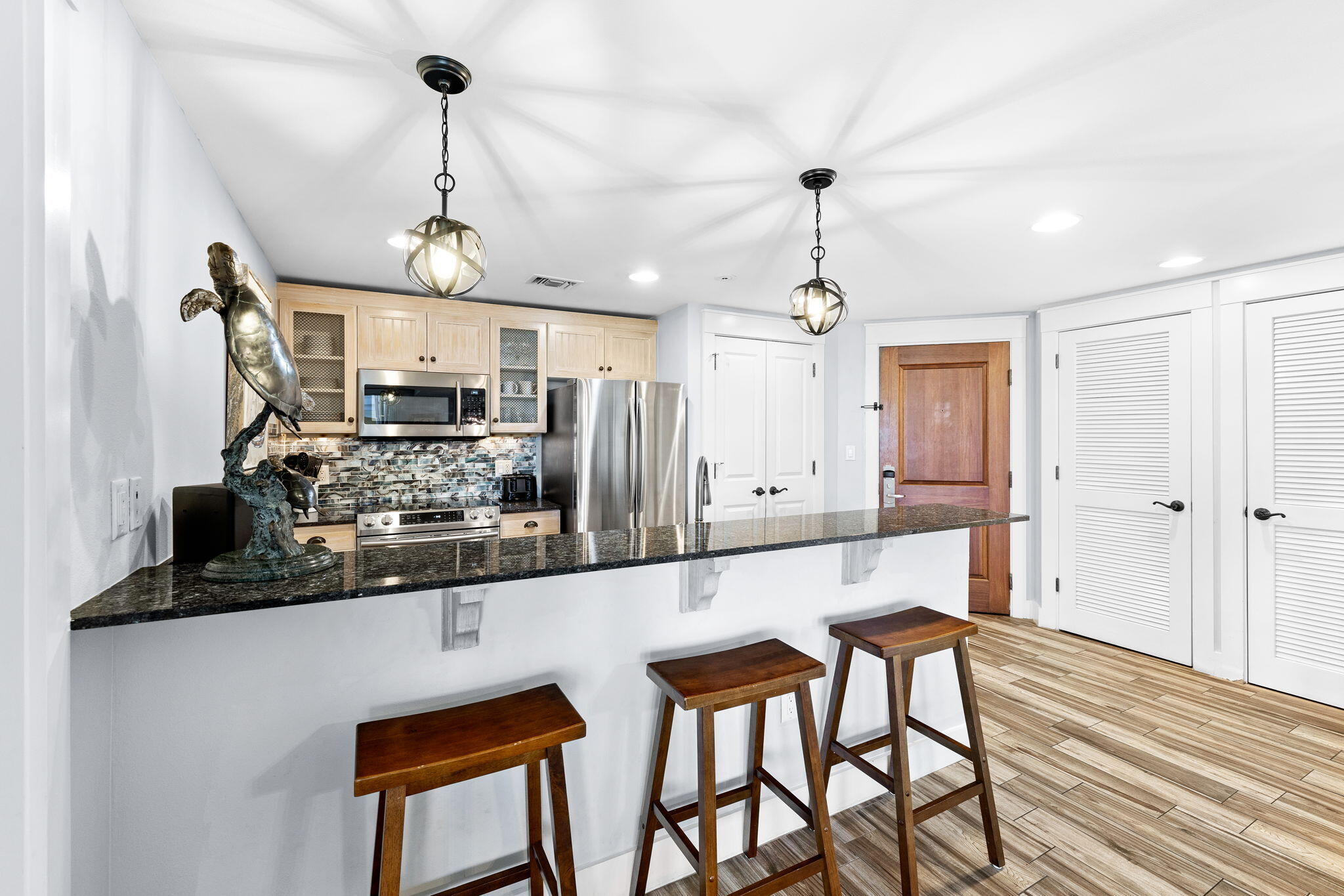 9100 Baytowne Wharf Boulevard, 464