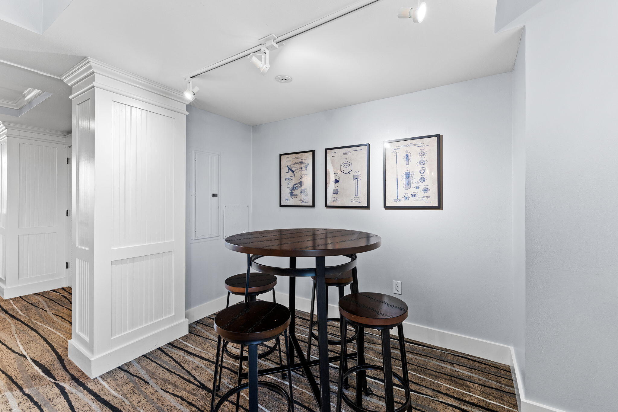 9100 Baytowne Wharf Boulevard, 464