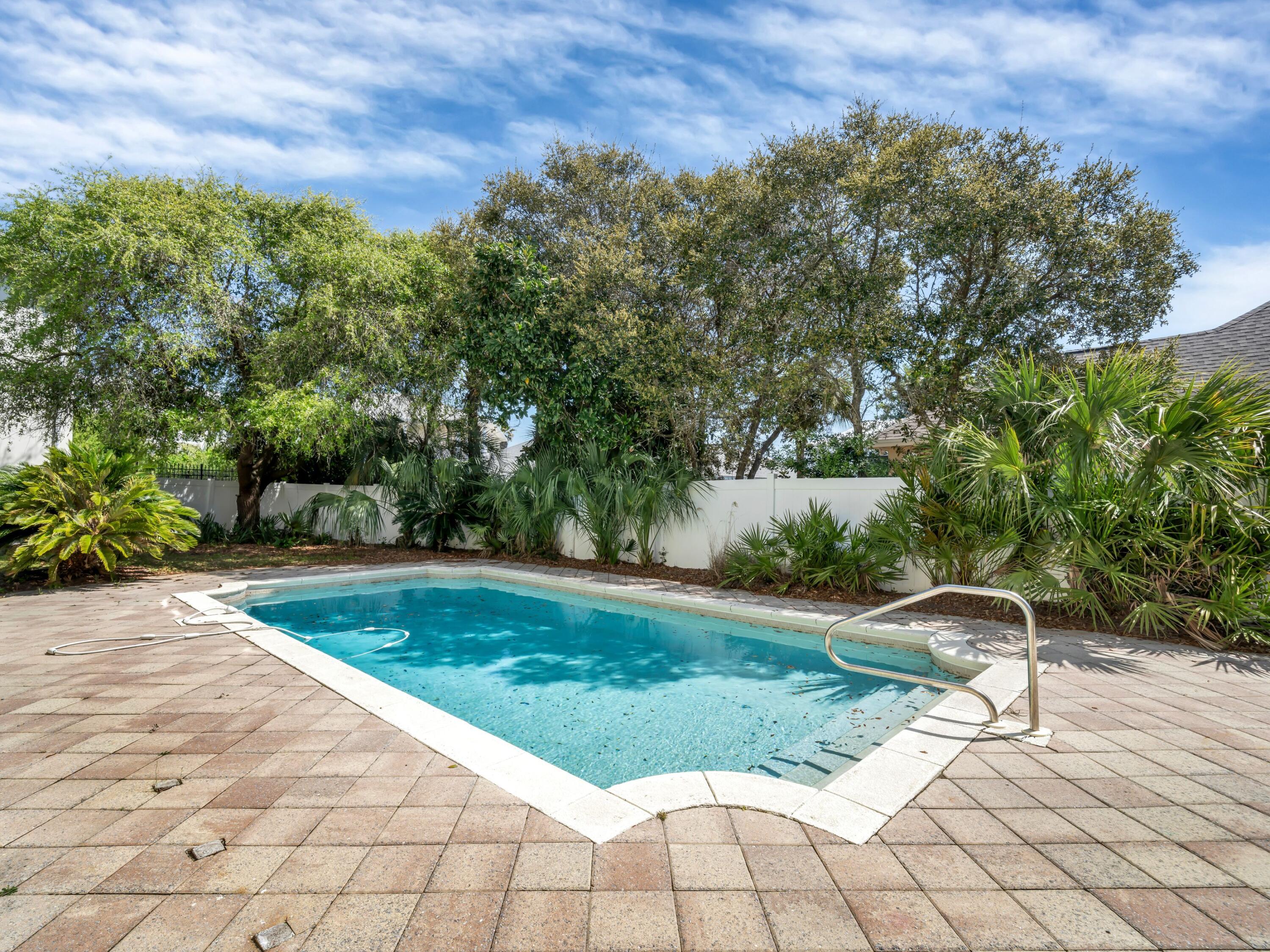 9 Walton Buena Vista Drive