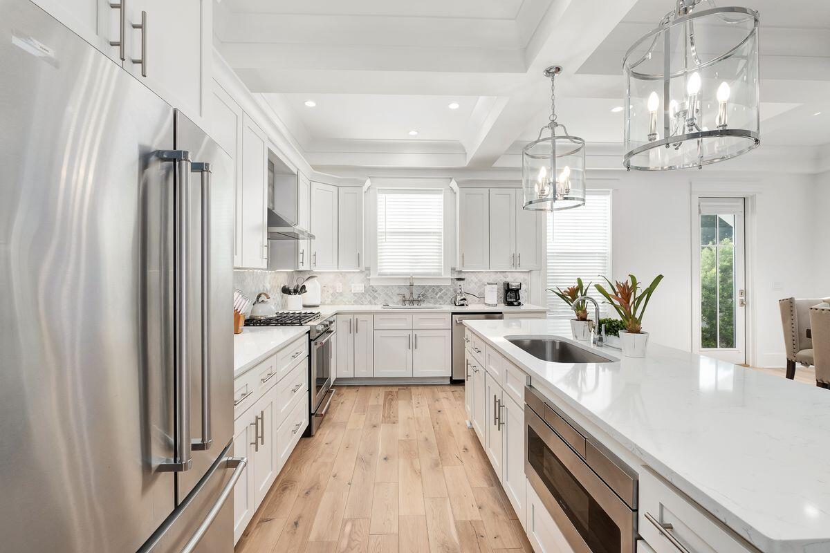 39 Saint Simon Circle