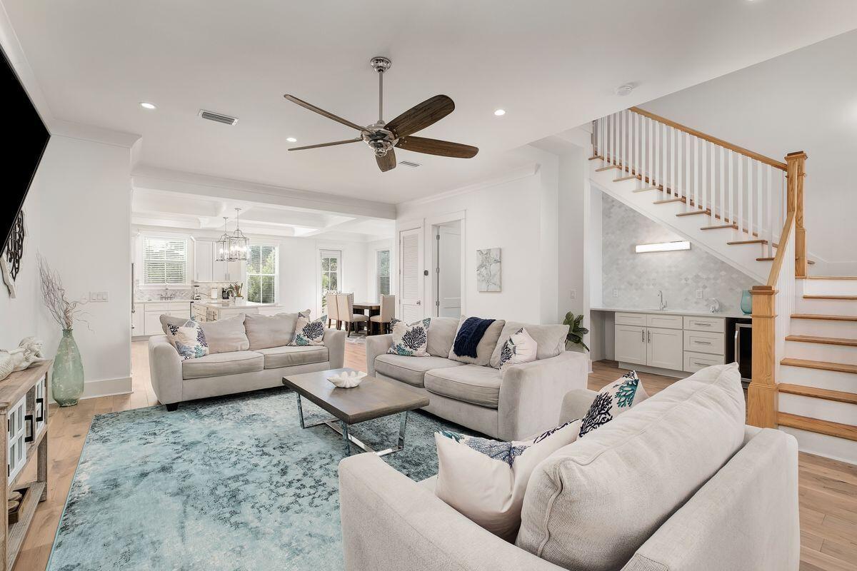 39 Saint Simon Circle