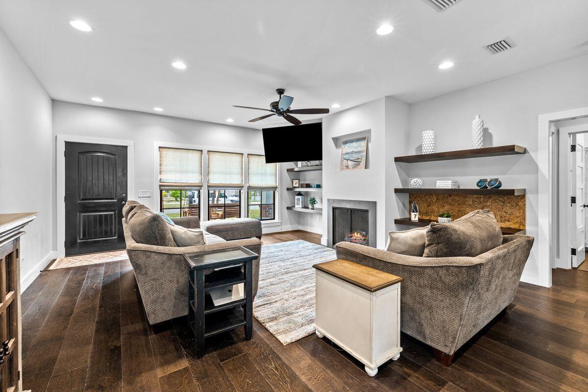 291 Shore Drive