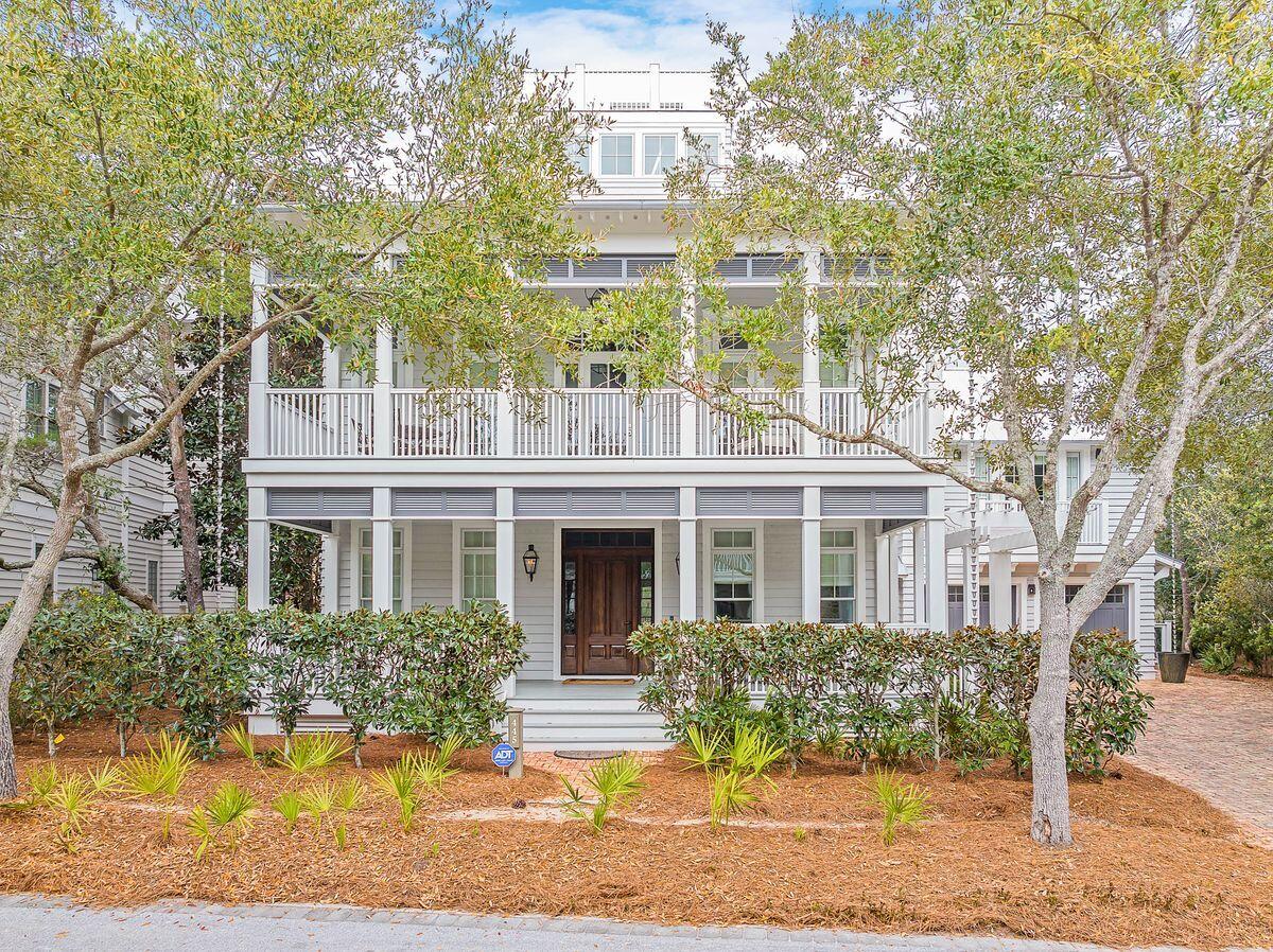 445 Western Lake Drive
