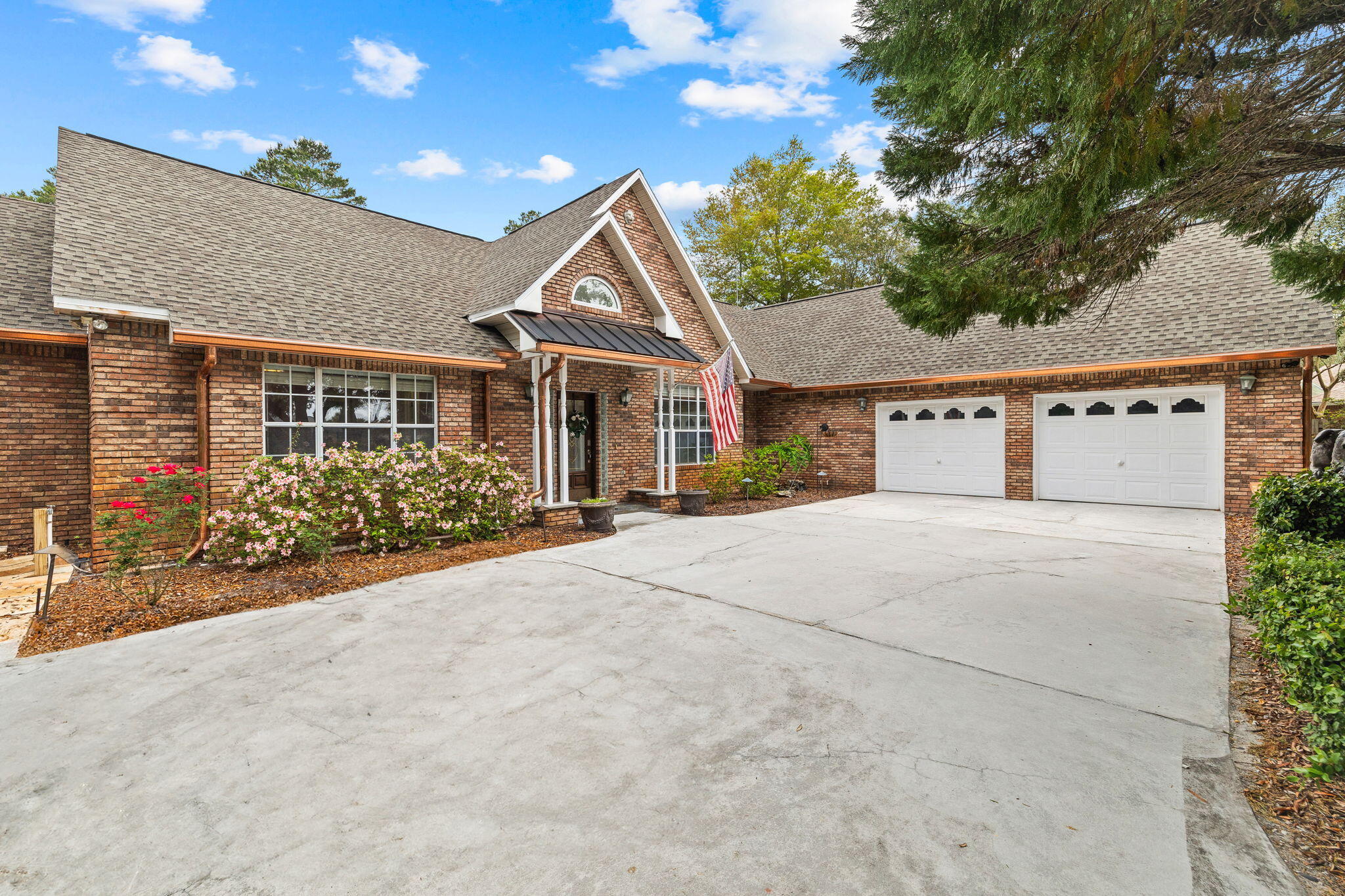 320 Deerfield Drive