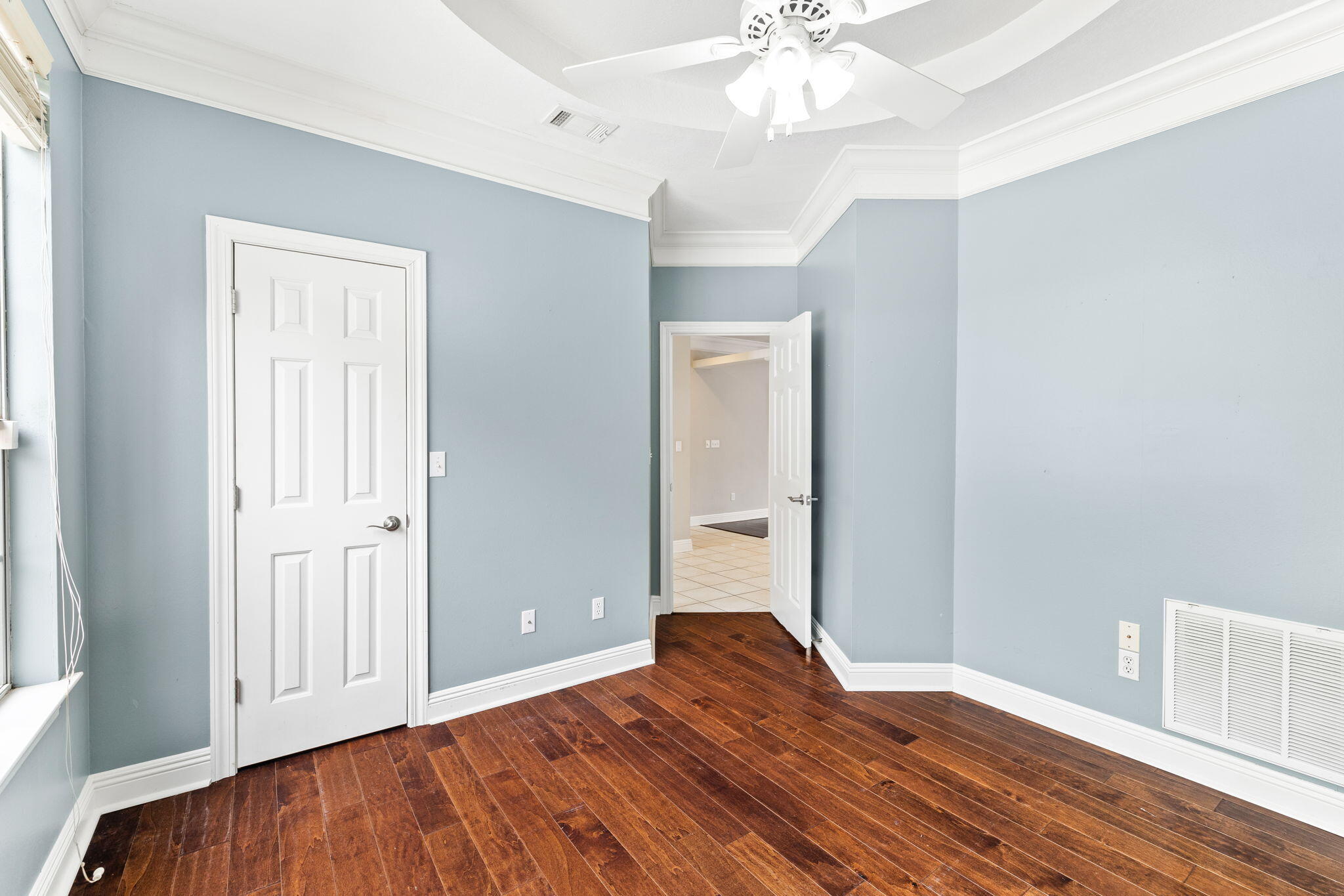 320 Deerfield Drive