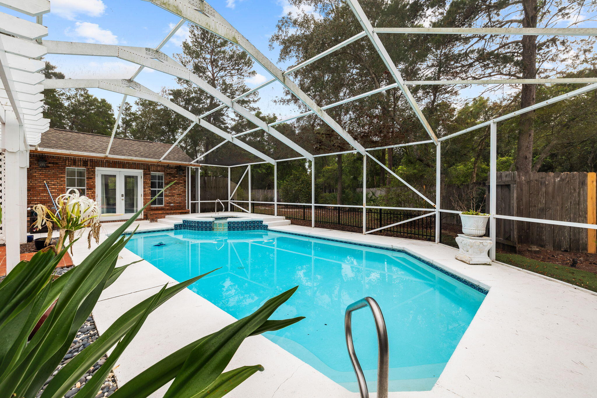 320 Deerfield Drive