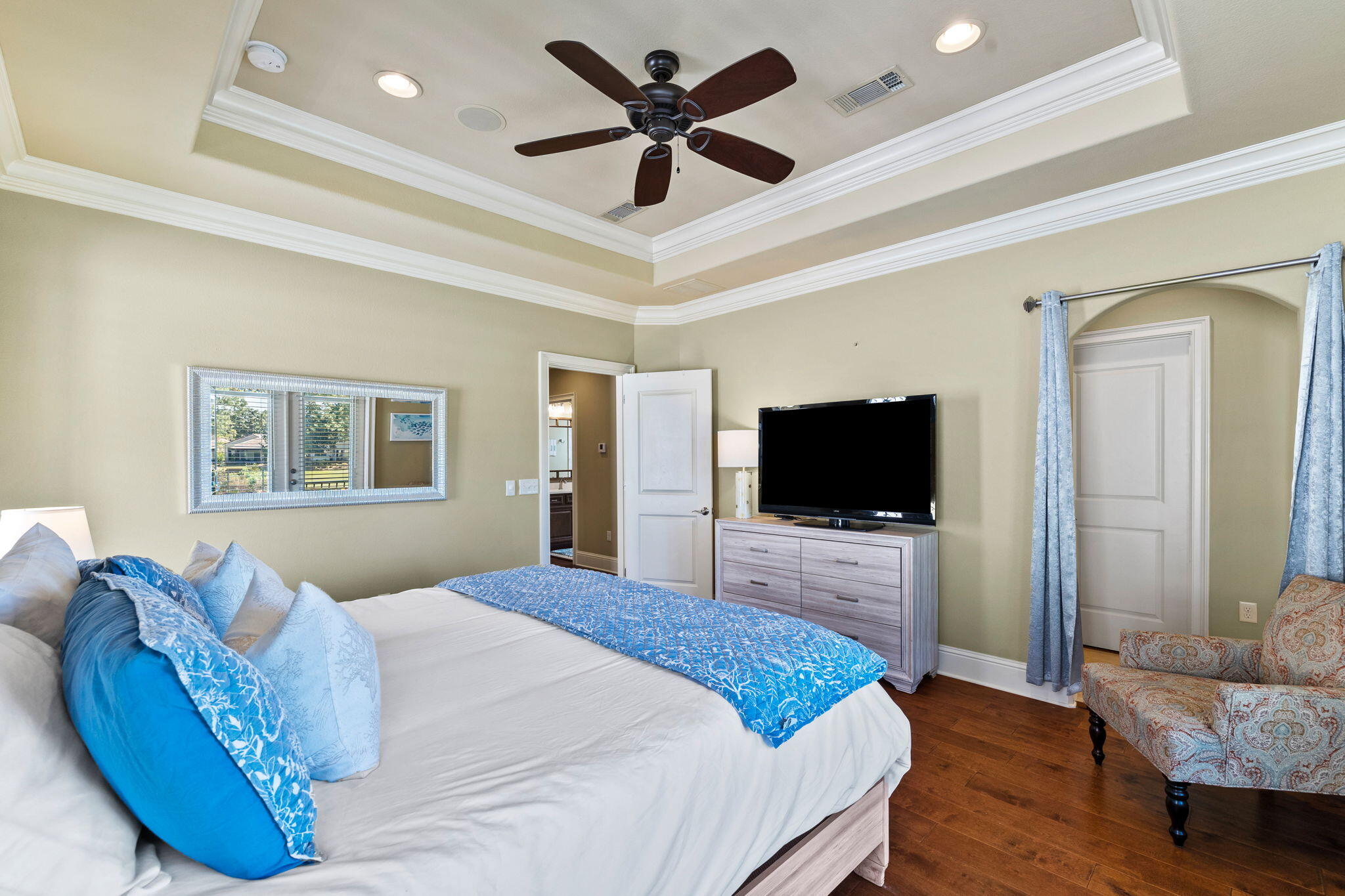 1862 Boardwalk Drive