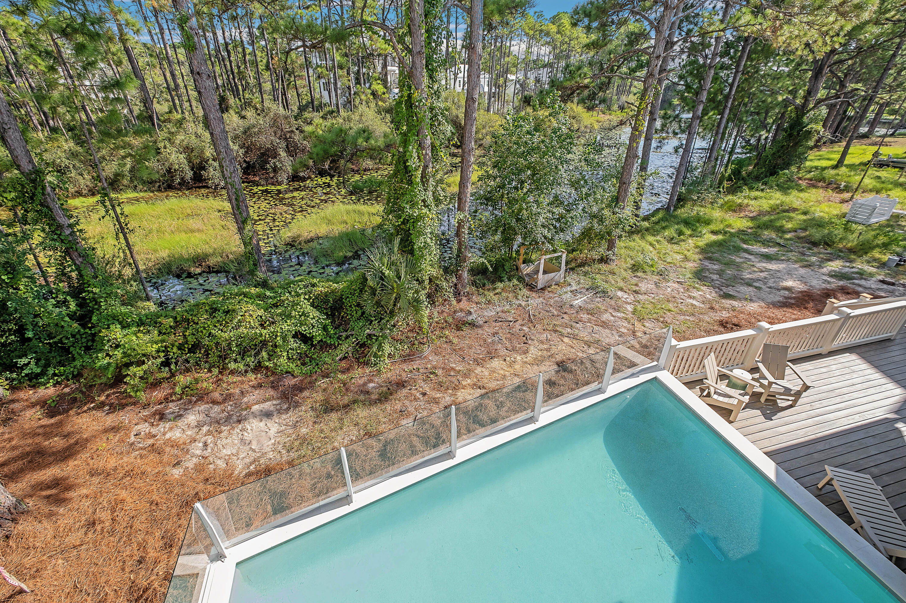 43 Lakeview Drive