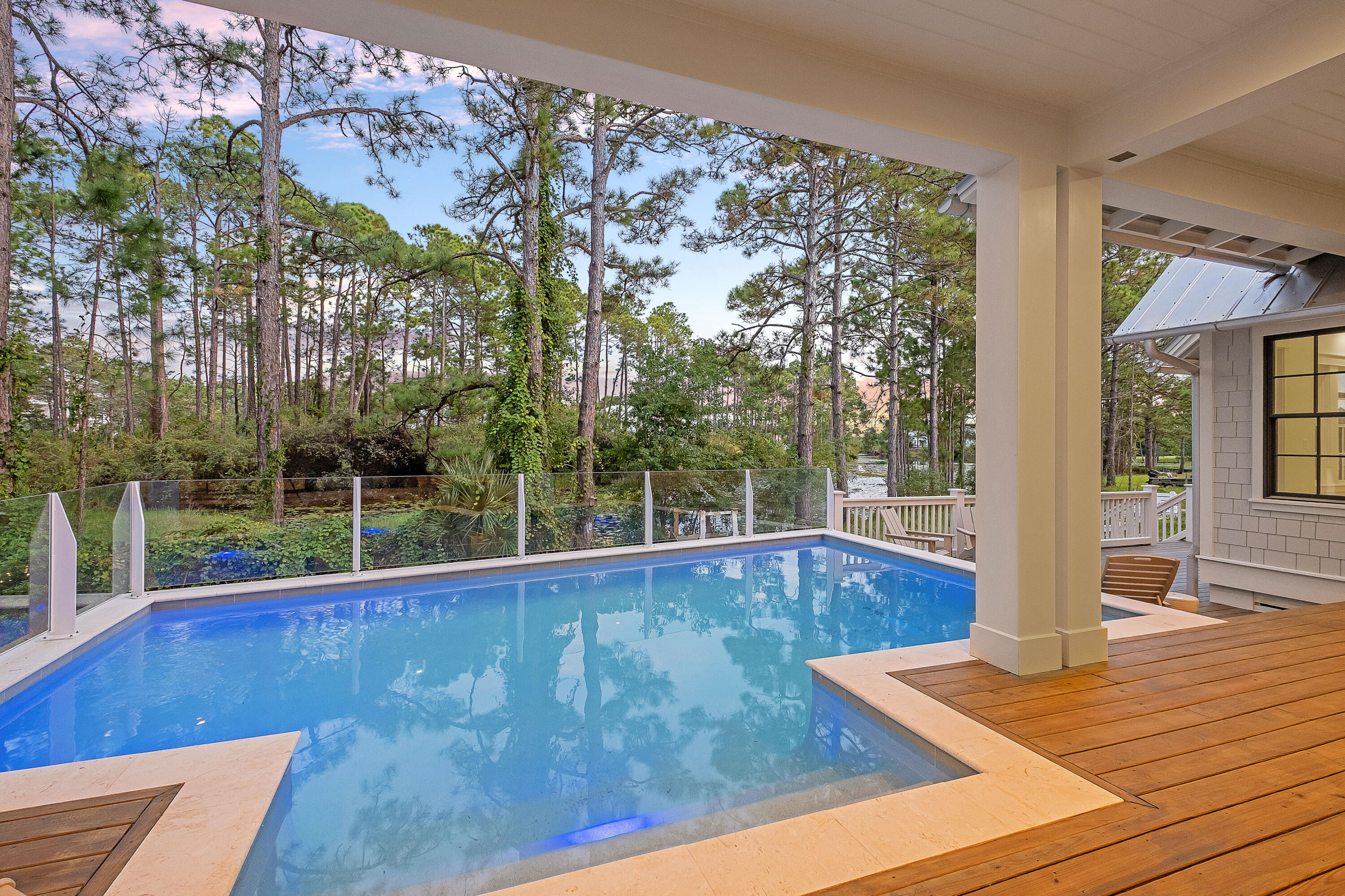 43 Lakeview Drive