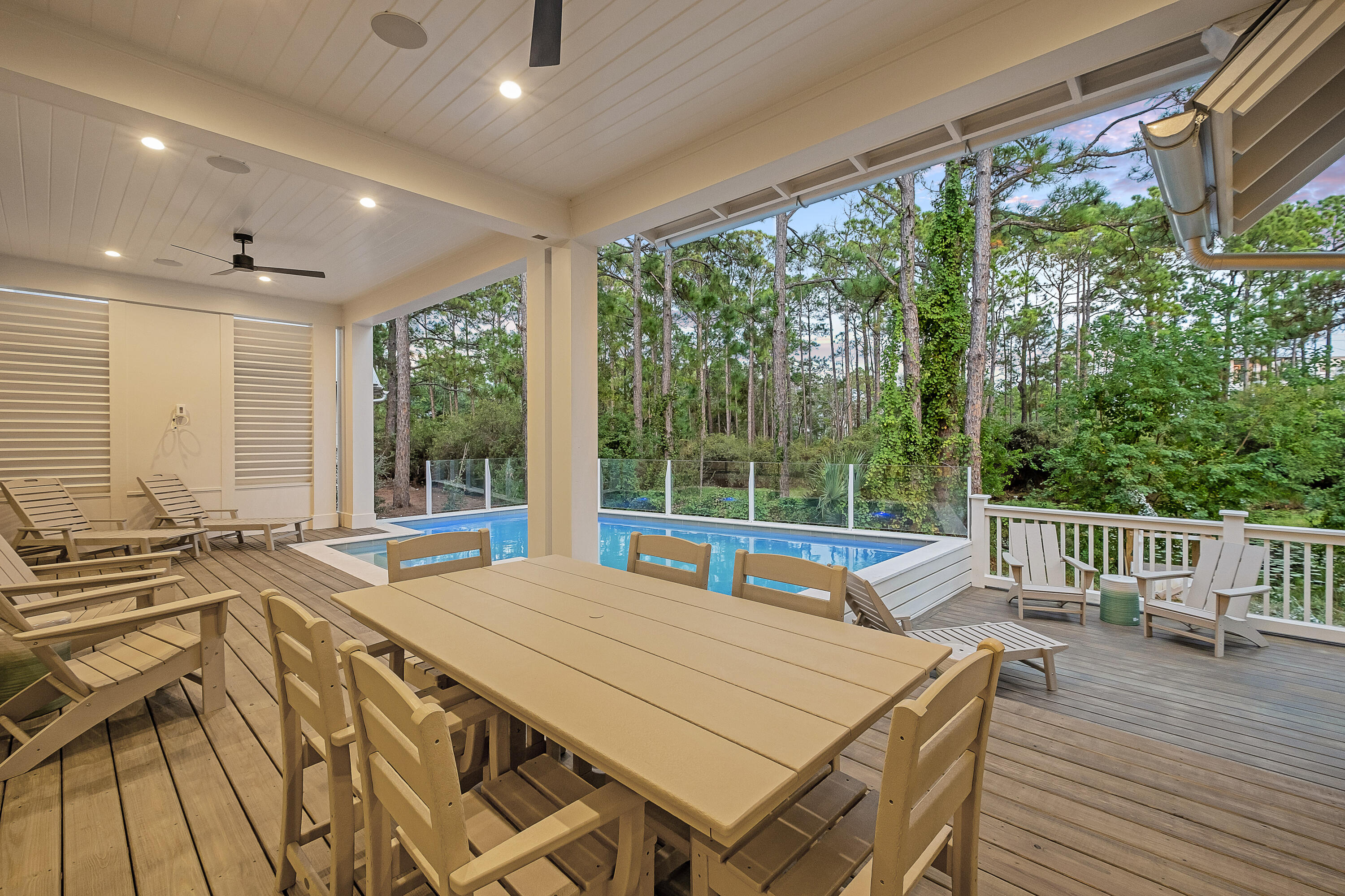 43 Lakeview Drive