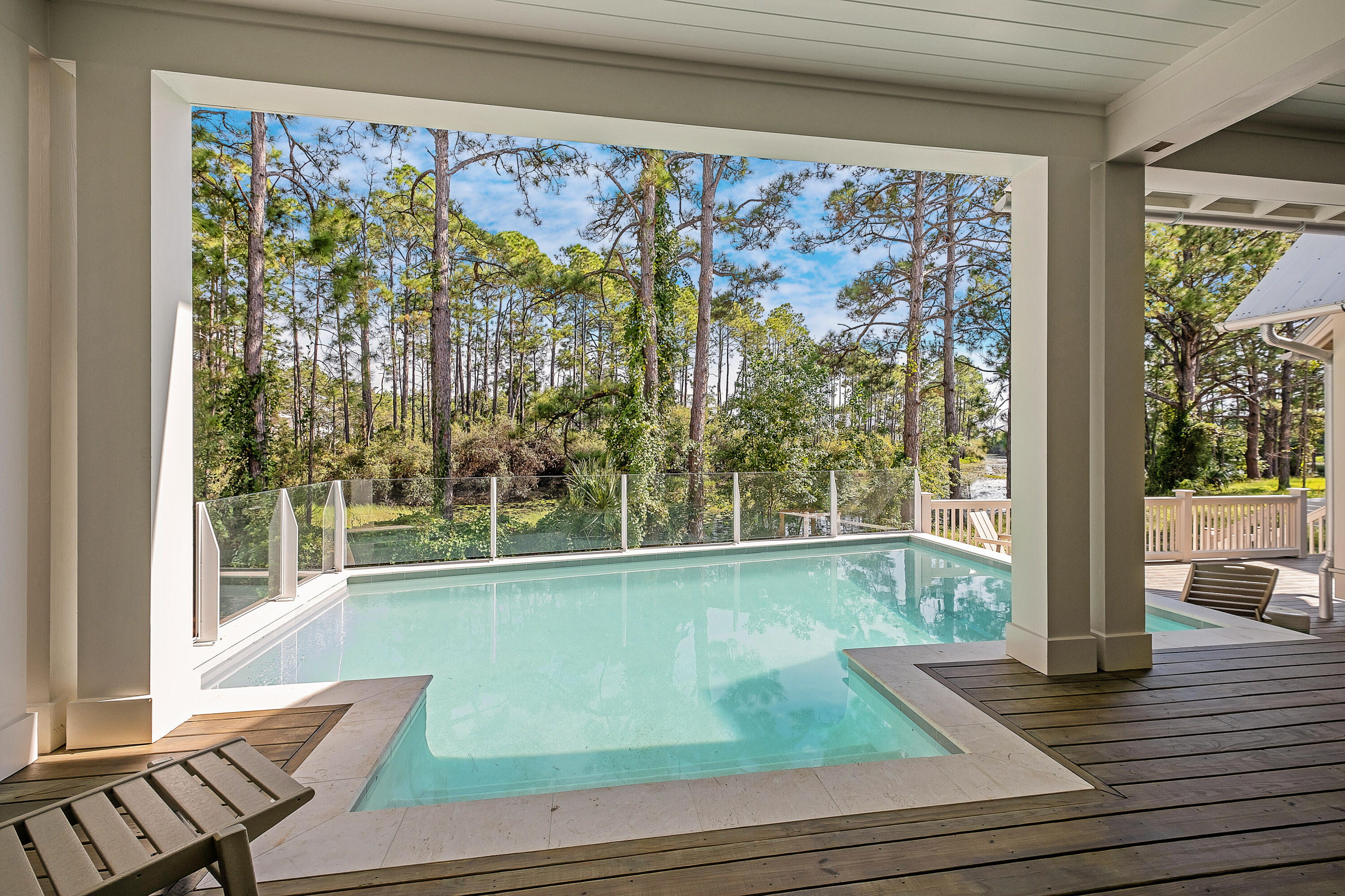 43 Lakeview Drive