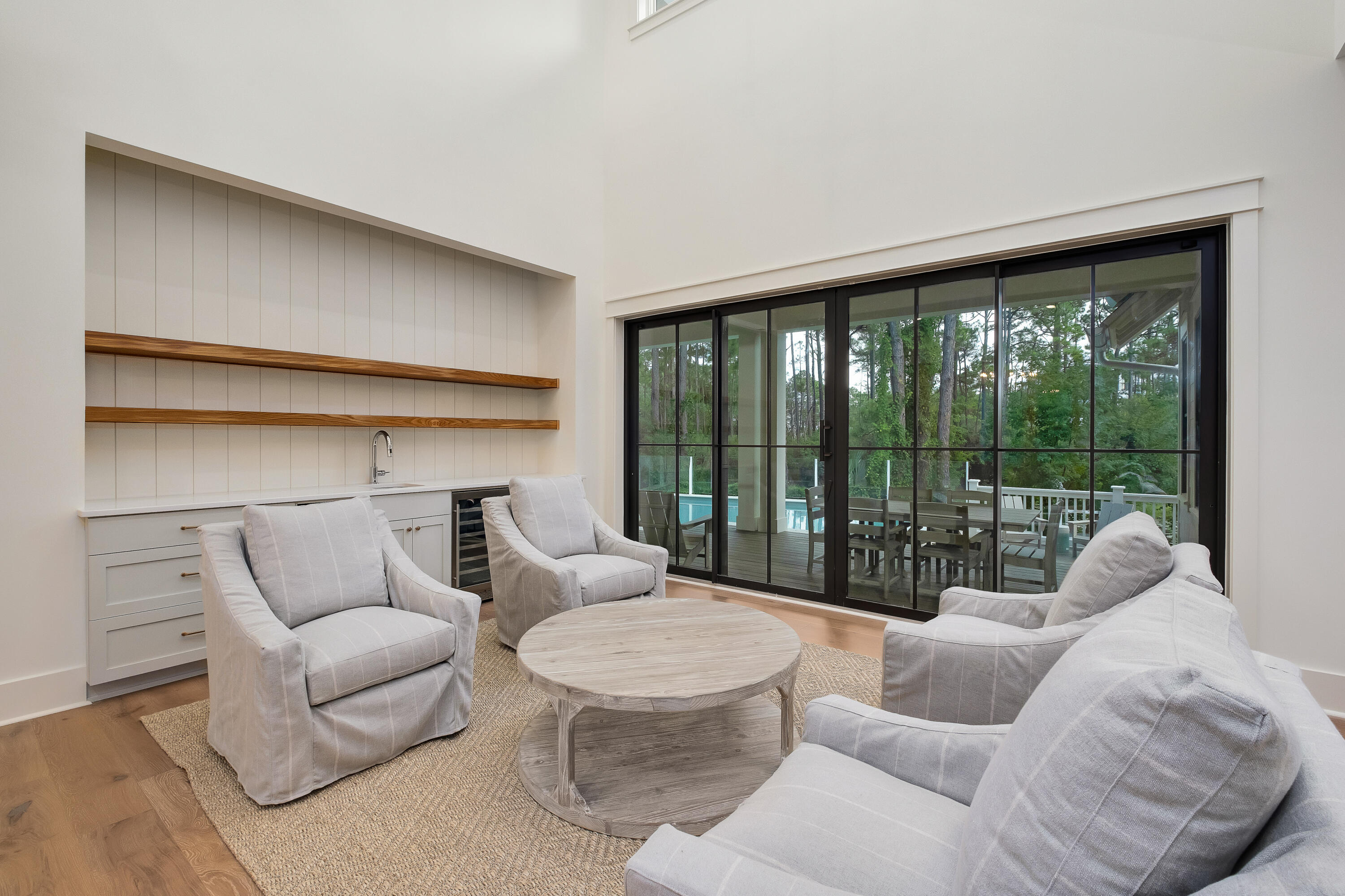 43 Lakeview Drive