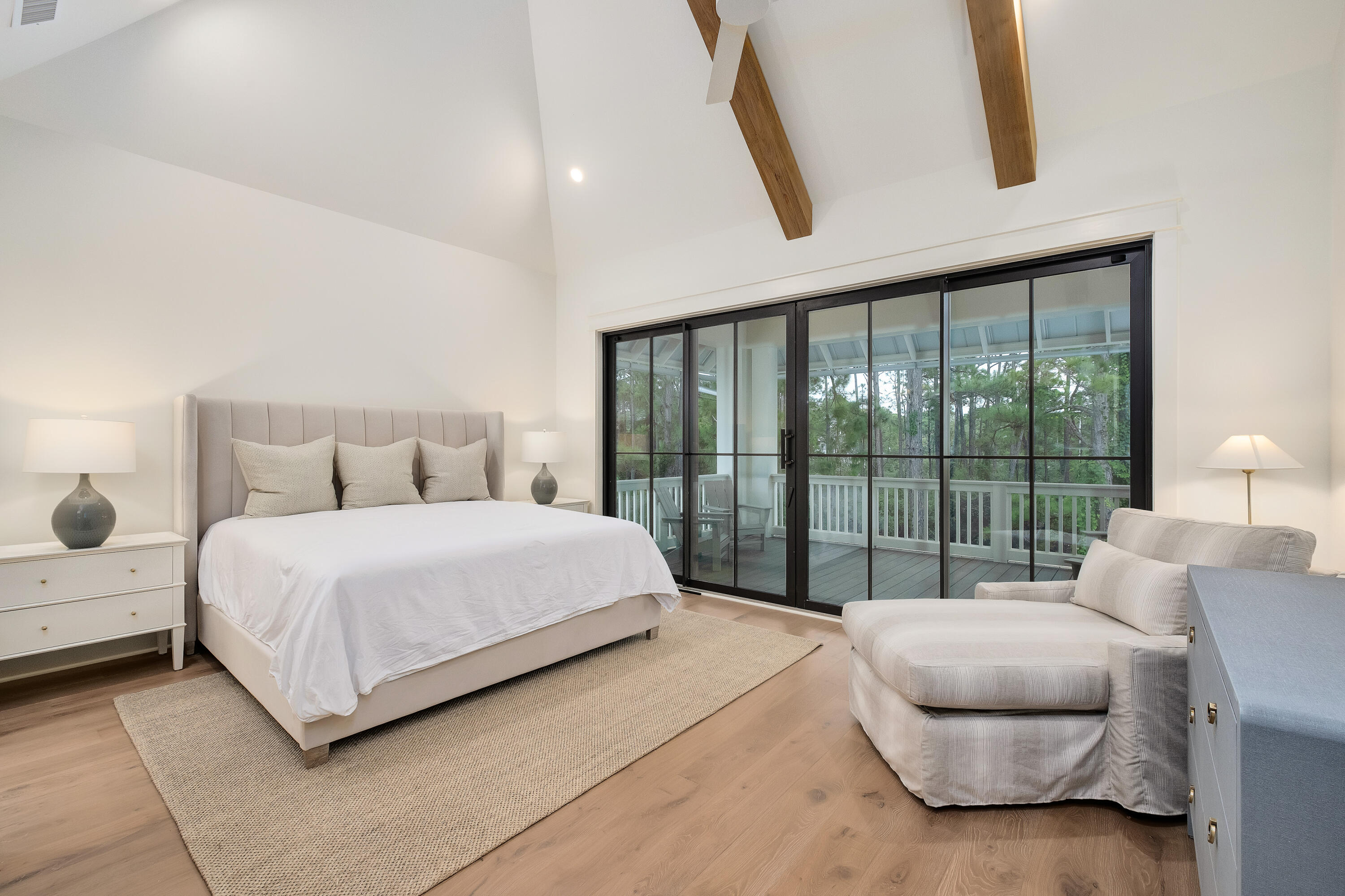 43 Lakeview Drive