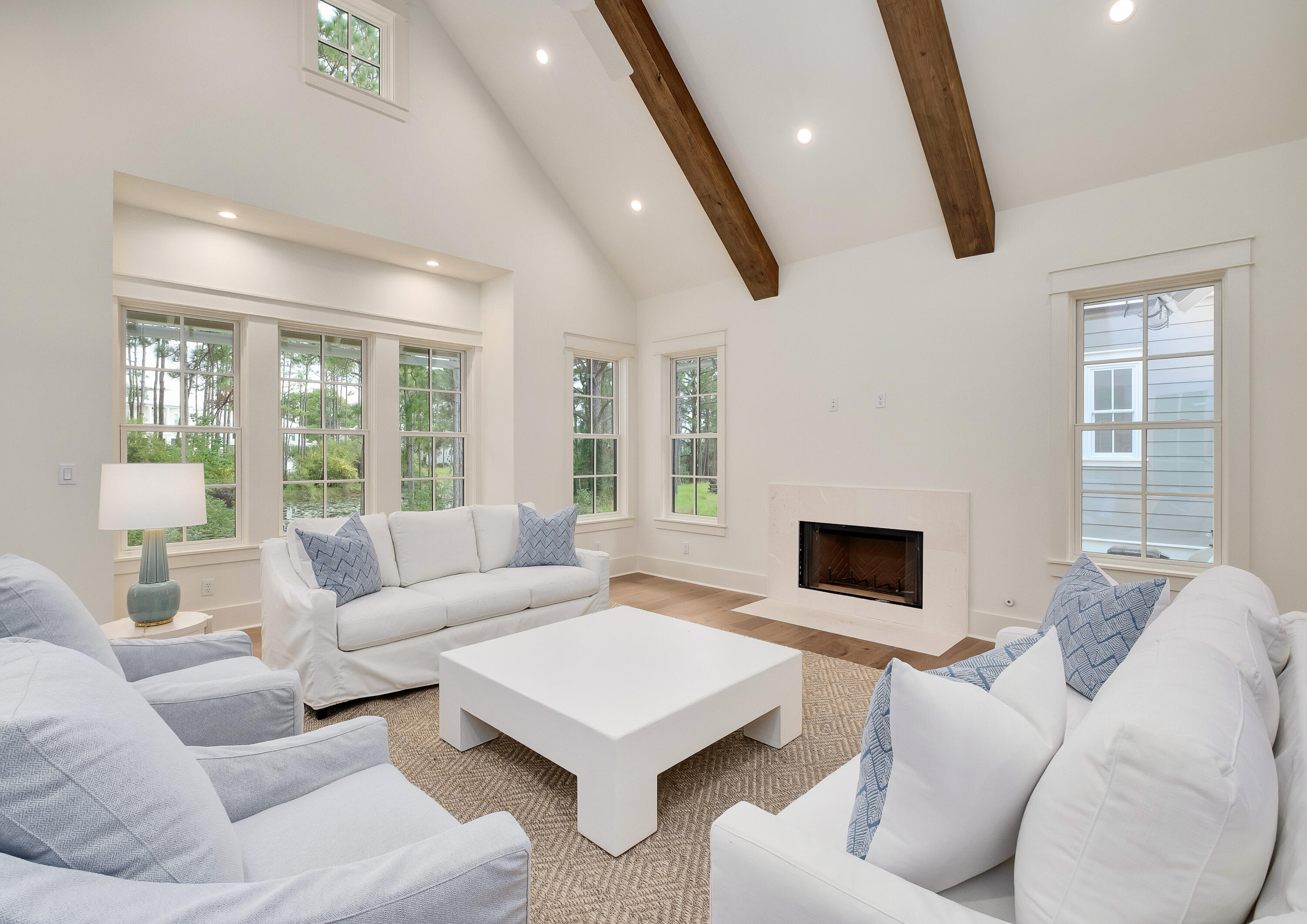 43 Lakeview Drive