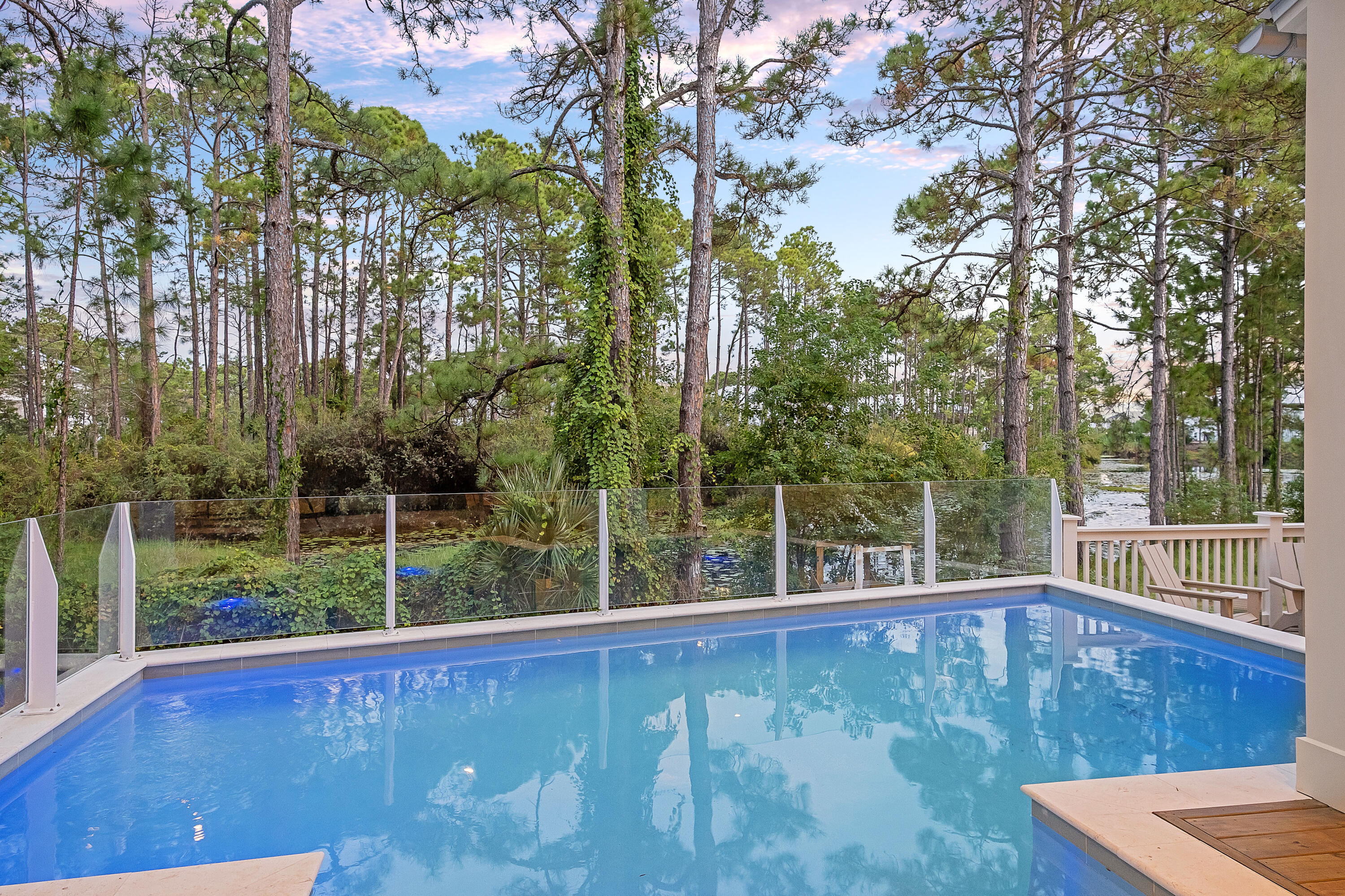 43 Lakeview Drive