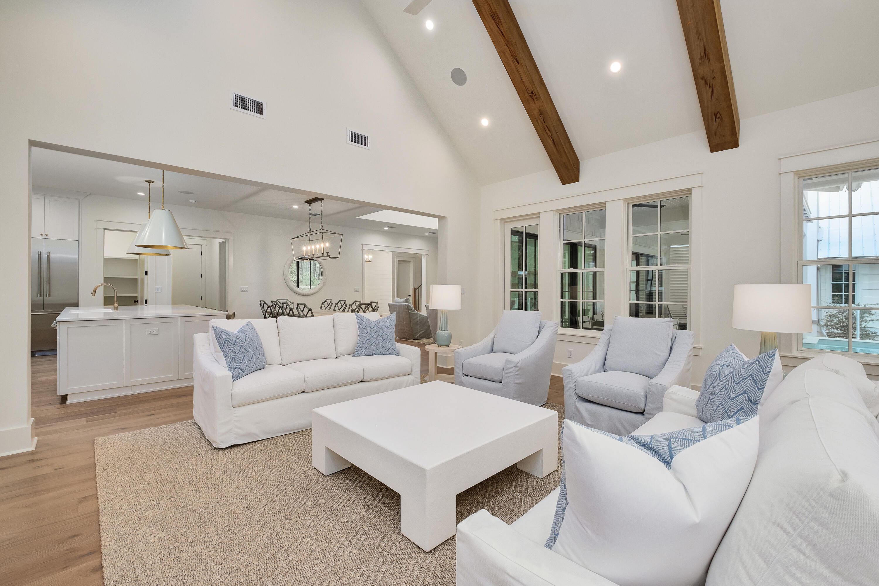 43 Lakeview Drive
