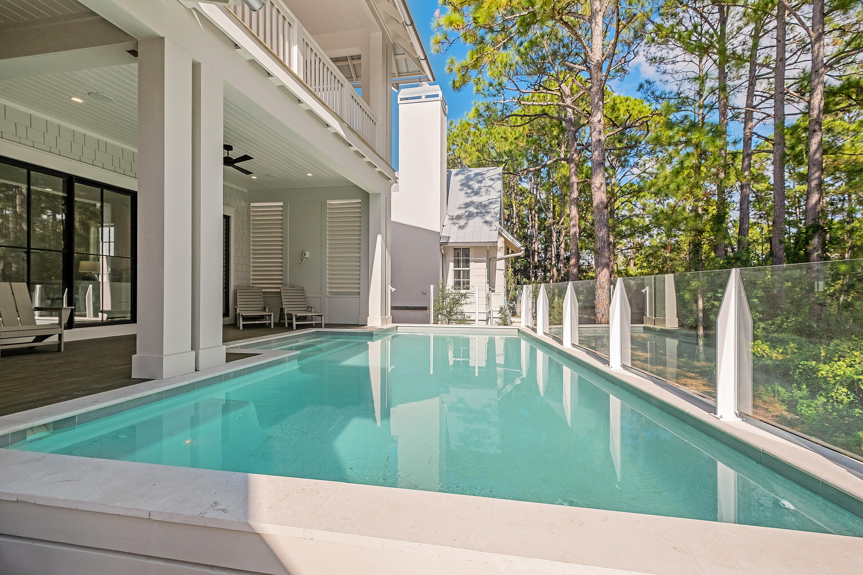 43 Lakeview Drive