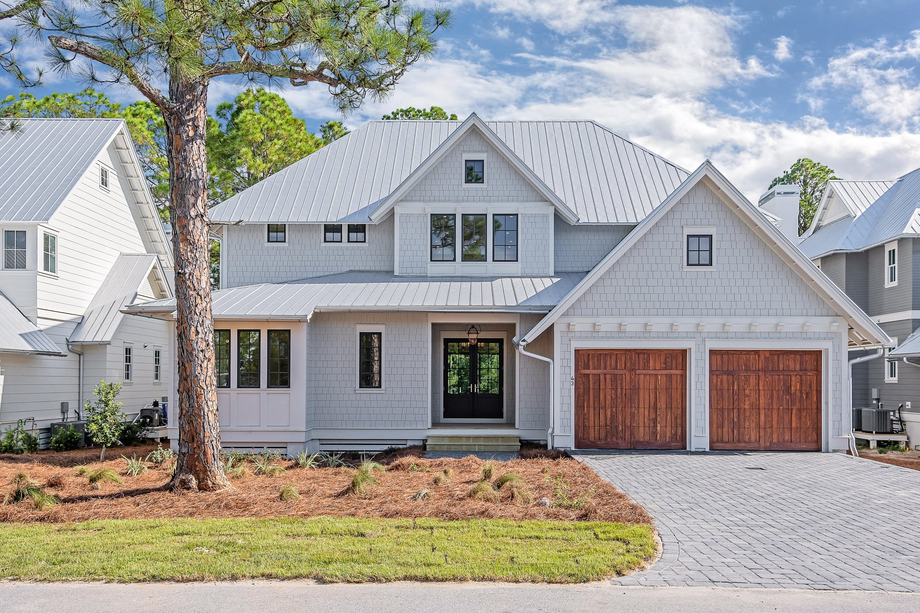 43 Lakeview Drive
