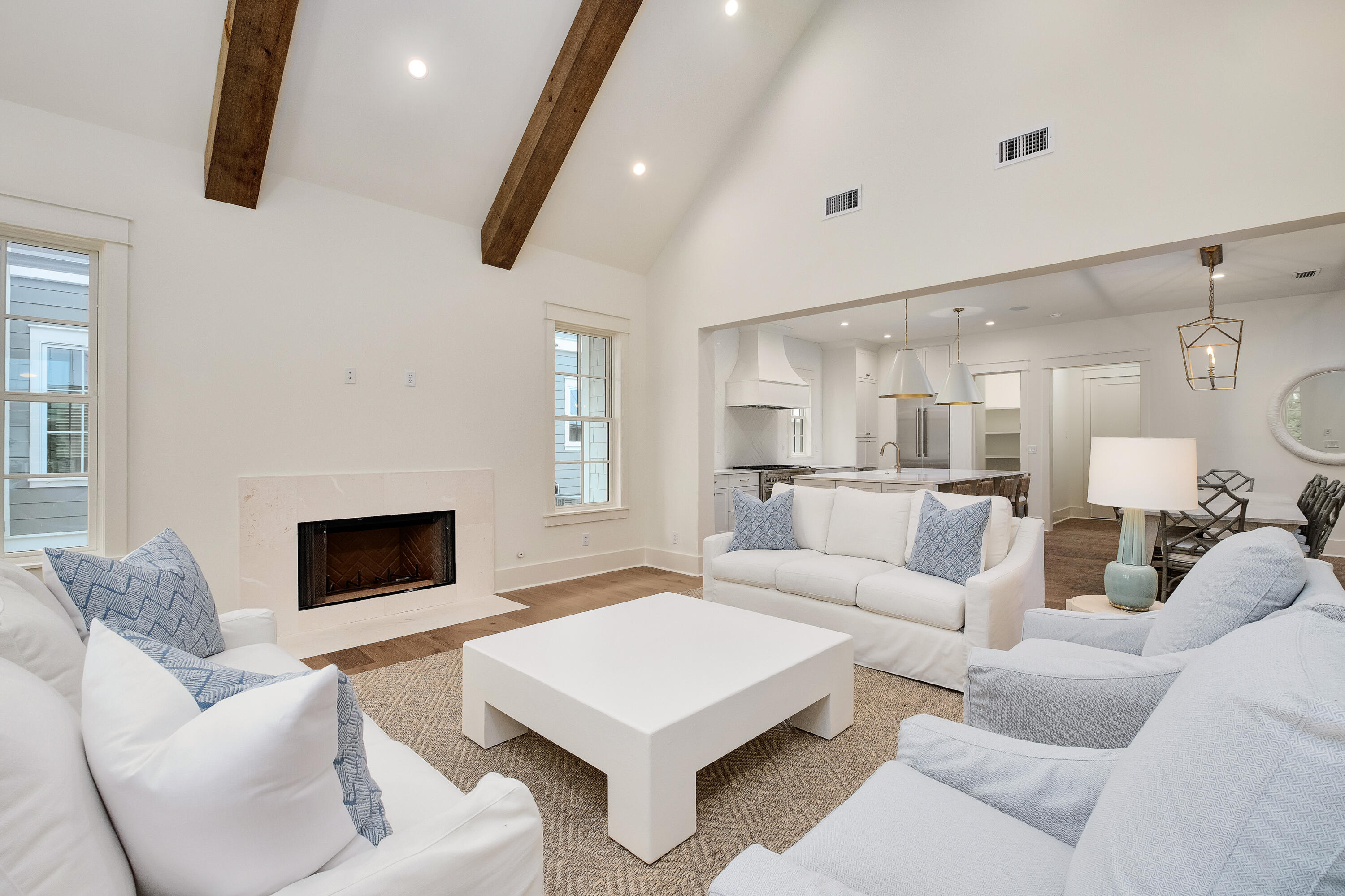43 Lakeview Drive