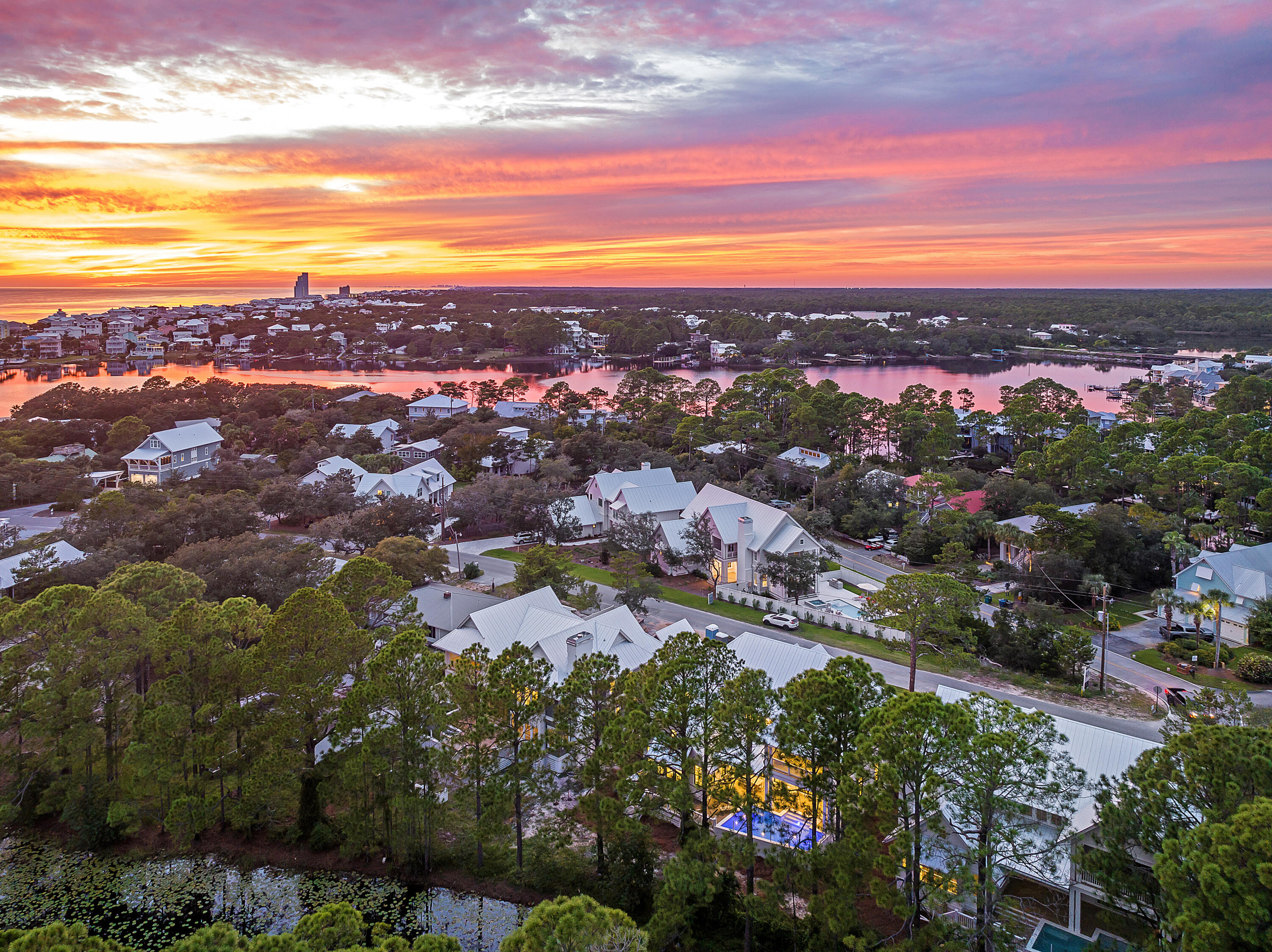 43 Lakeview Drive