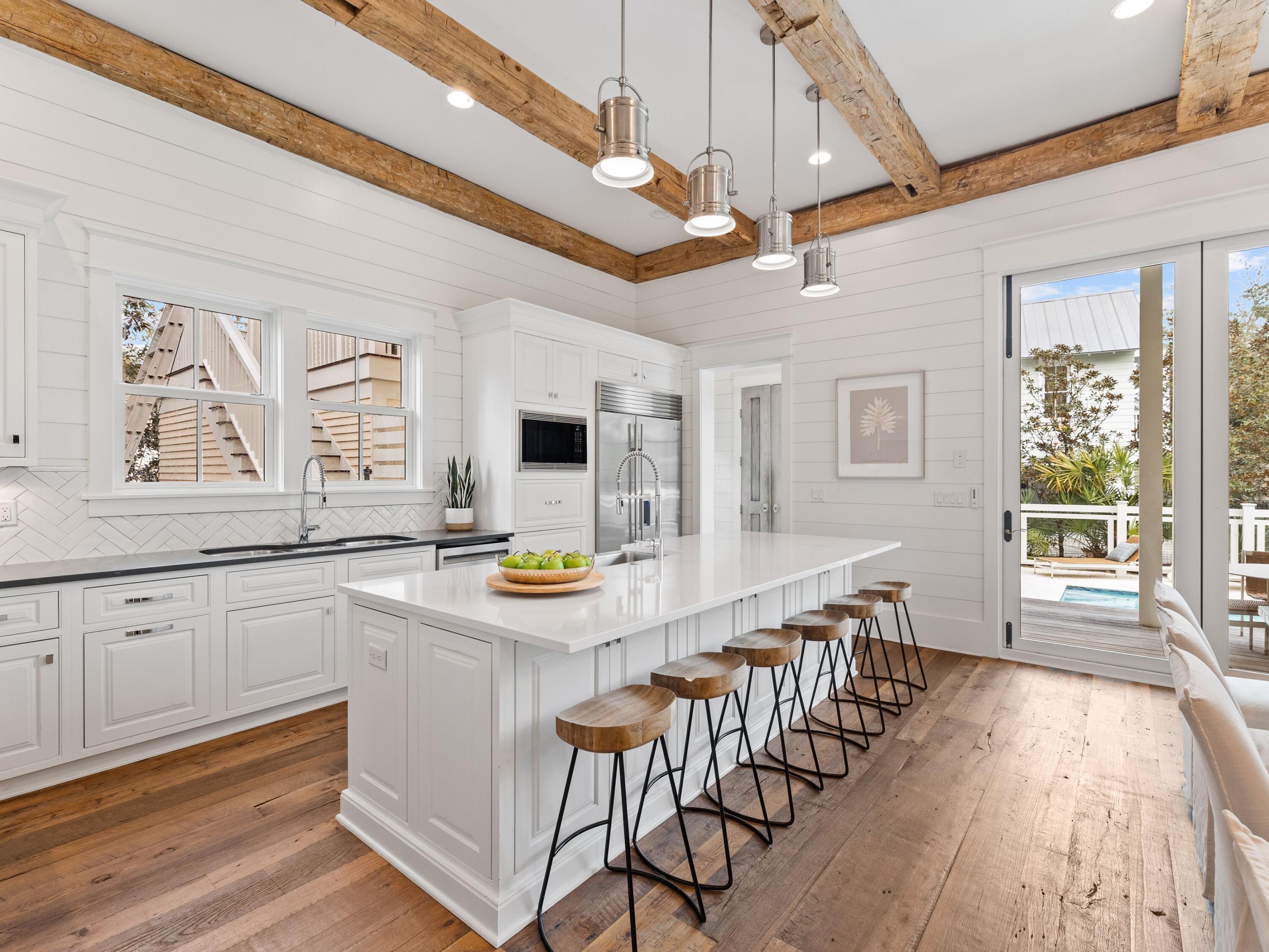 7 Sand Hill Circle