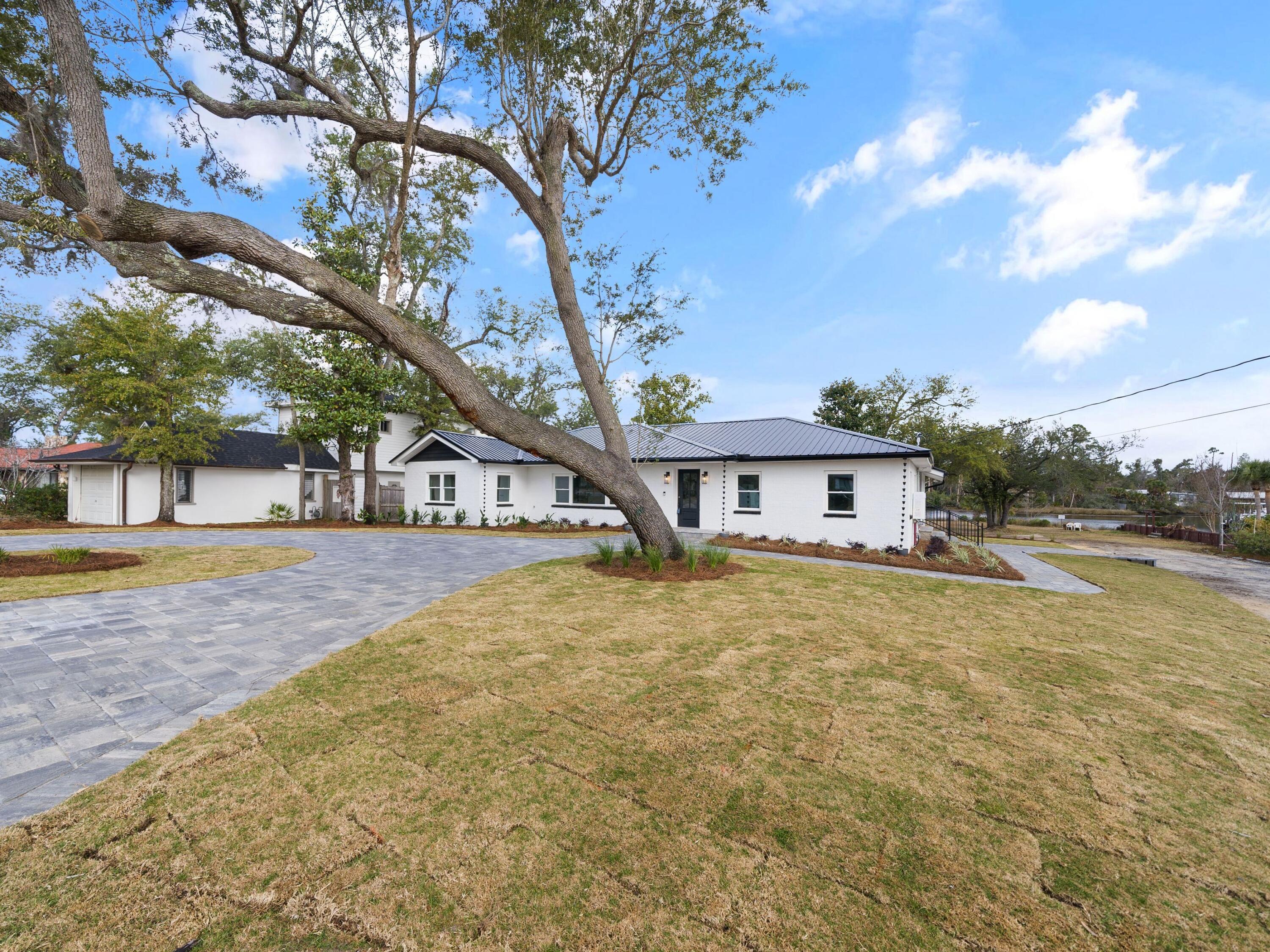 4935 Sharon Drive