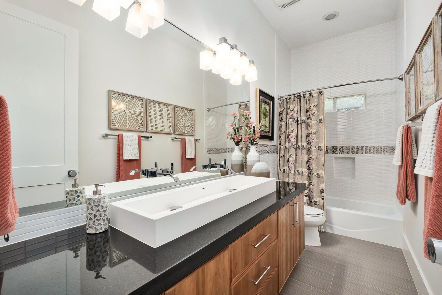 4398 Stilling Circle