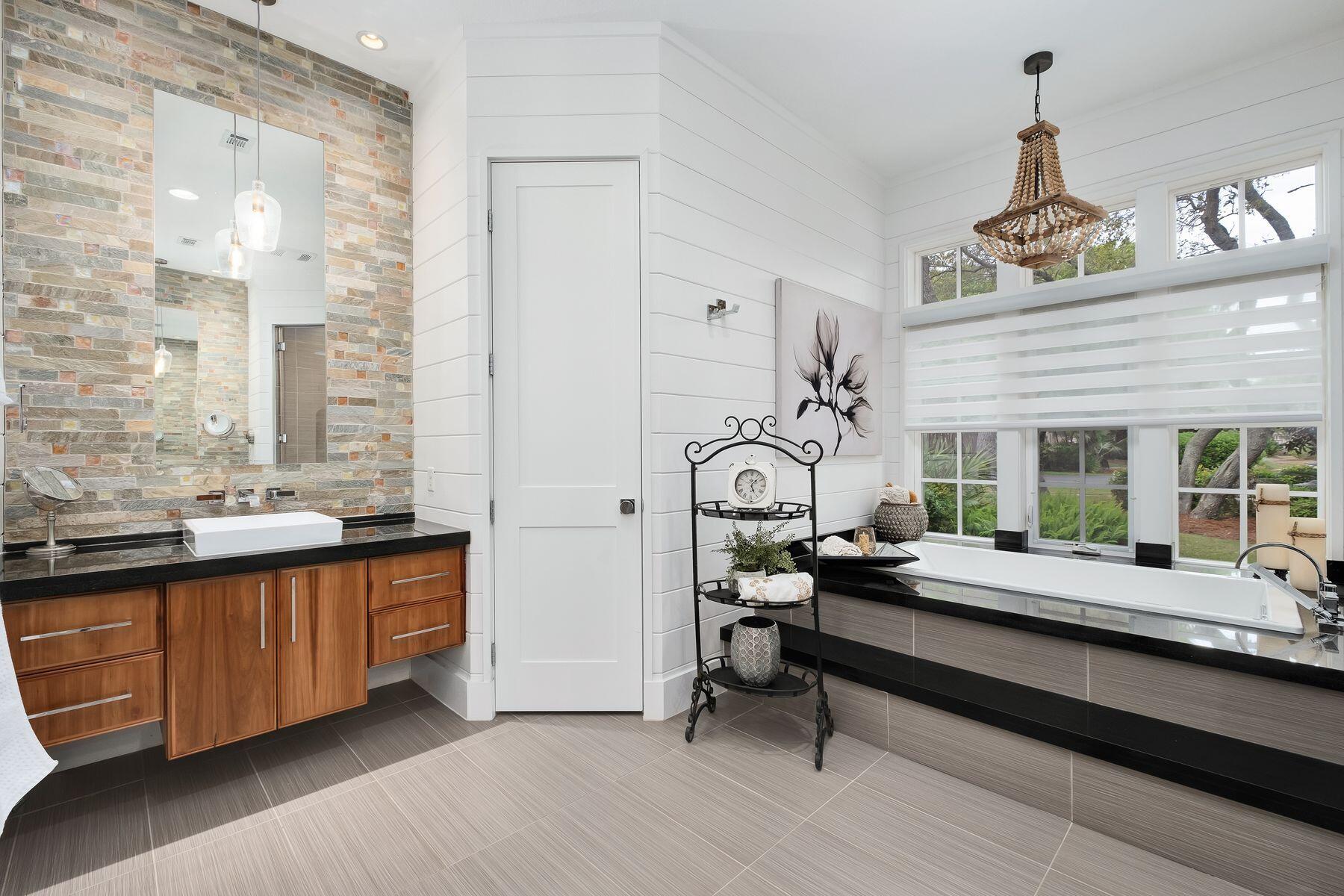 4398 Stilling Circle