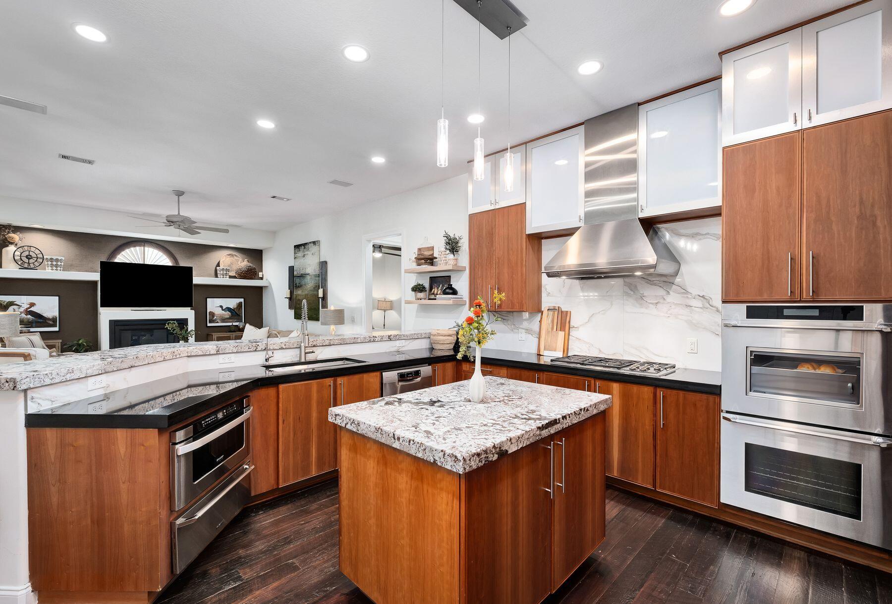 4398 Stilling Circle
