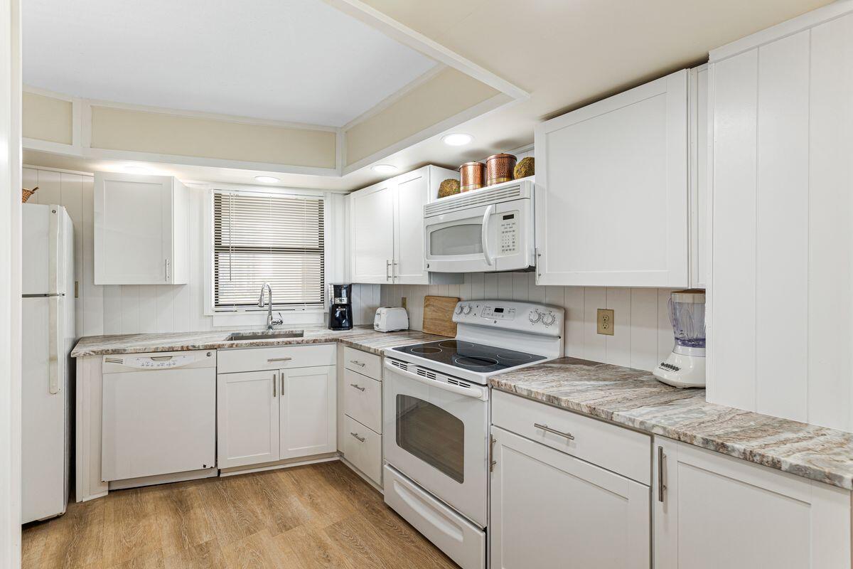 4283 Beachside Two Drive, 4283