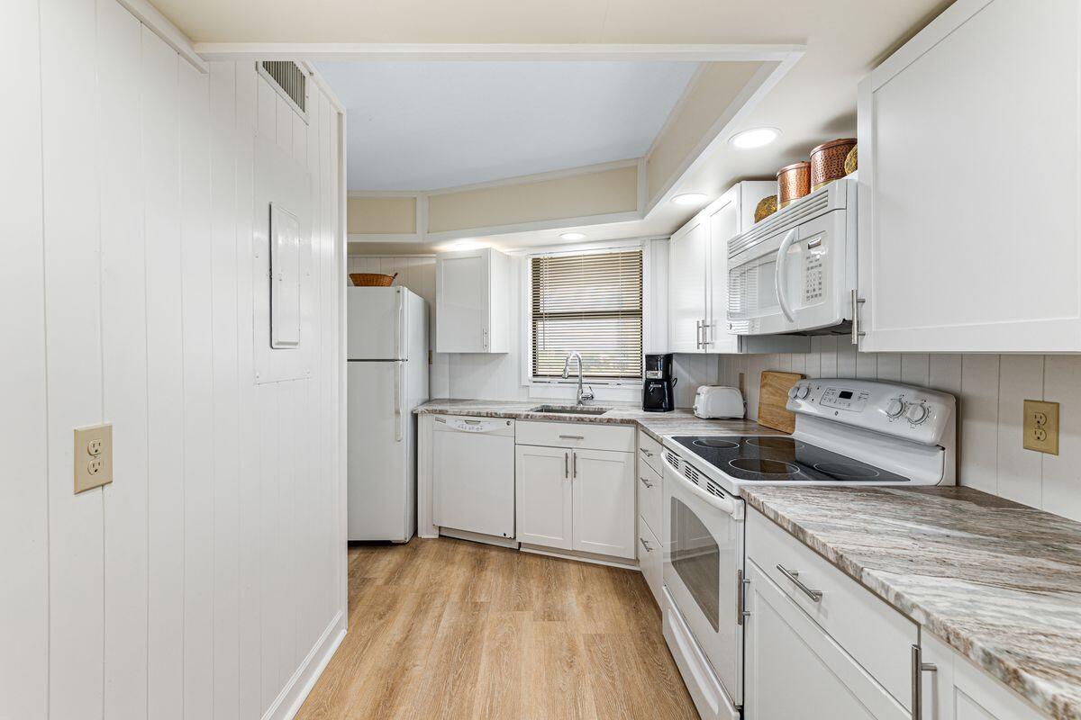 4283 Beachside Two Drive, 4283