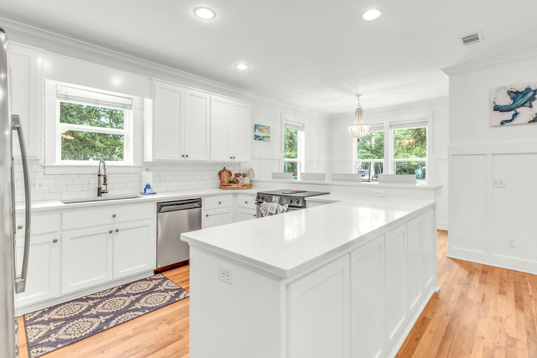 119 Clareon Drive