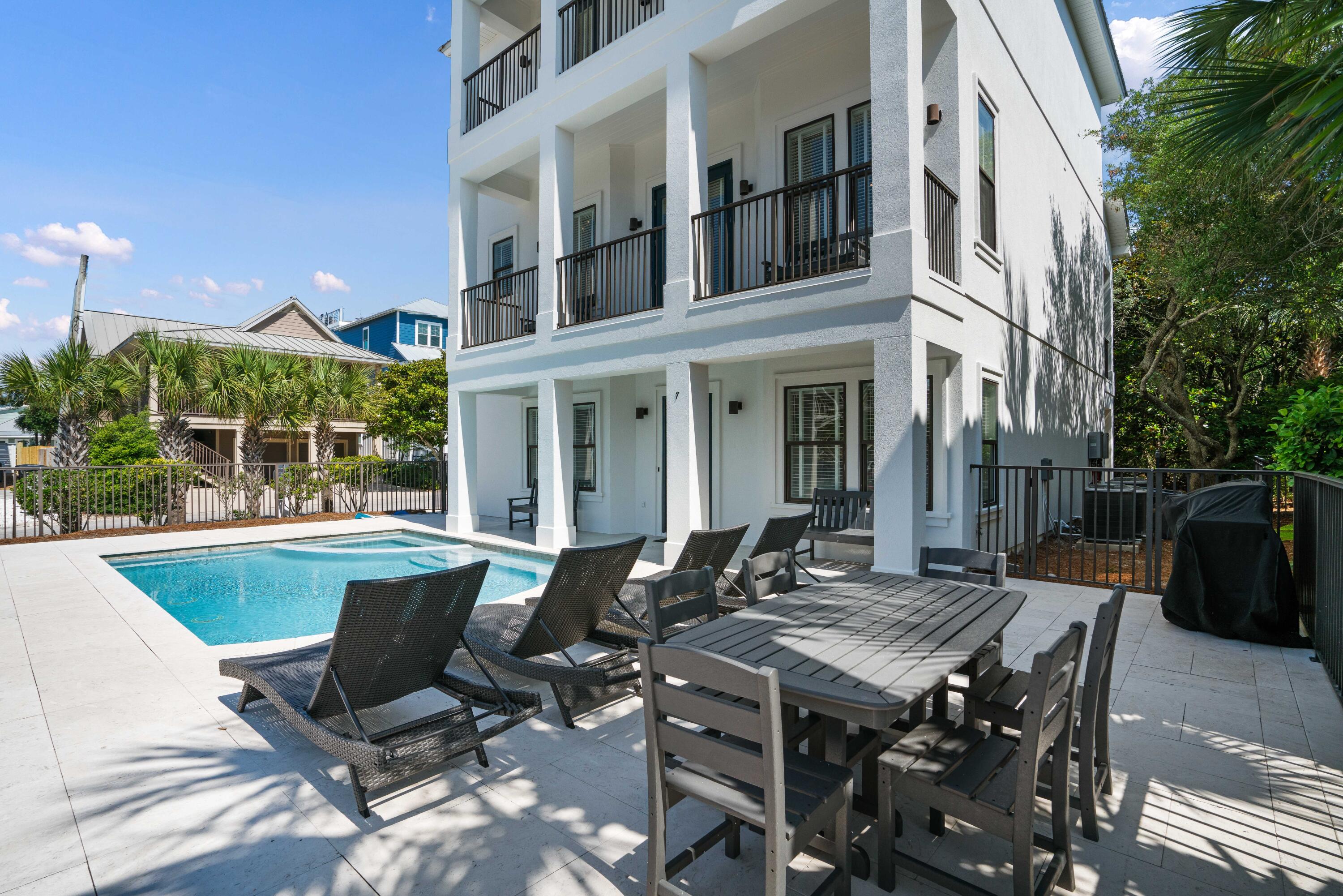 7 Sandy Dune Circle