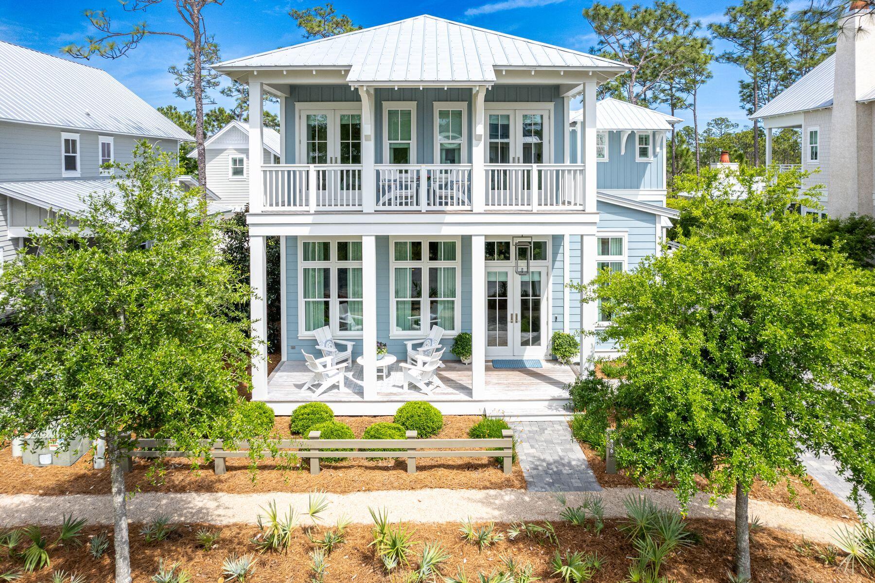 636 E Royal Fern Way