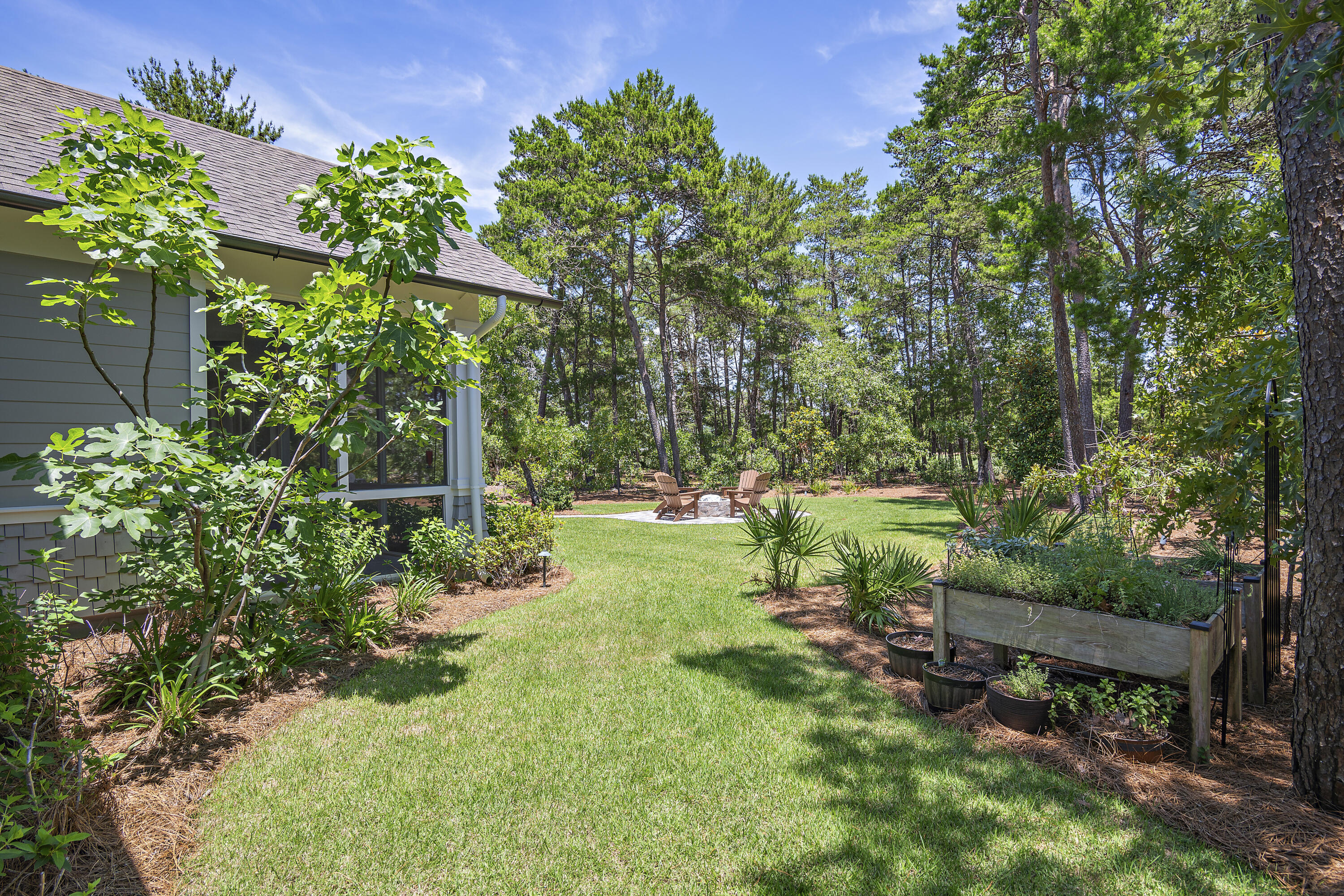 1614 Lost Cove Lane