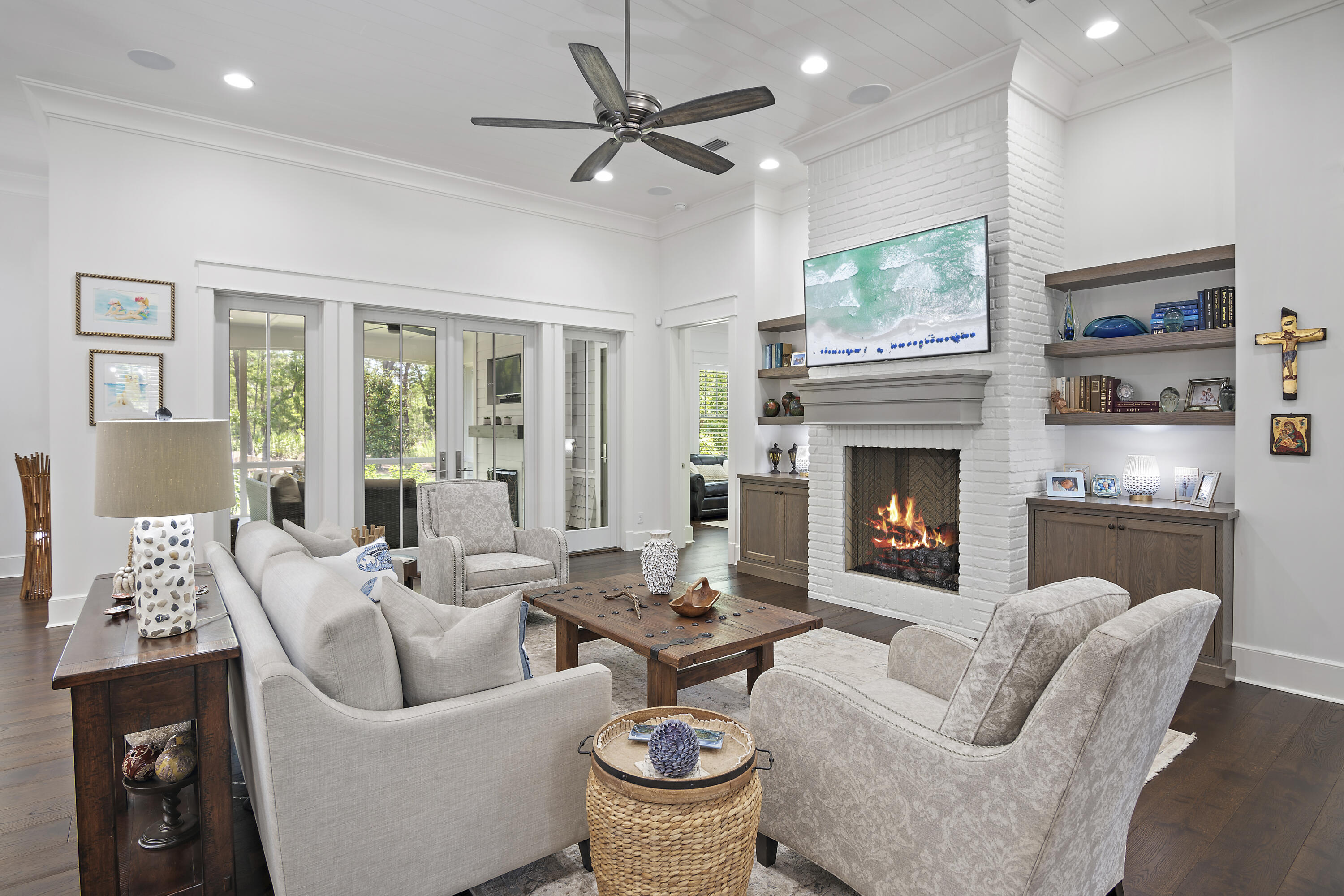 1614 Lost Cove Lane