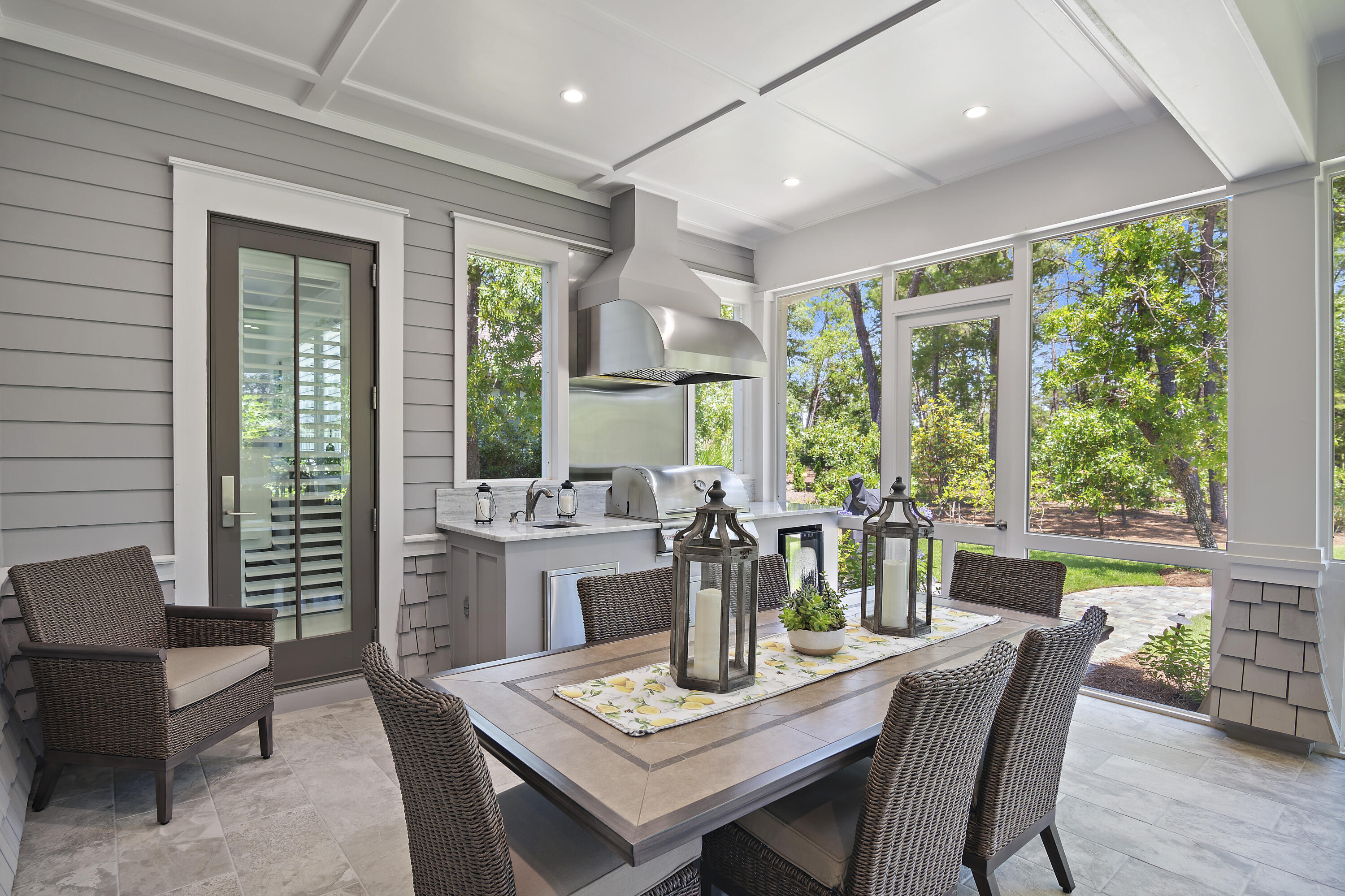 1614 Lost Cove Lane