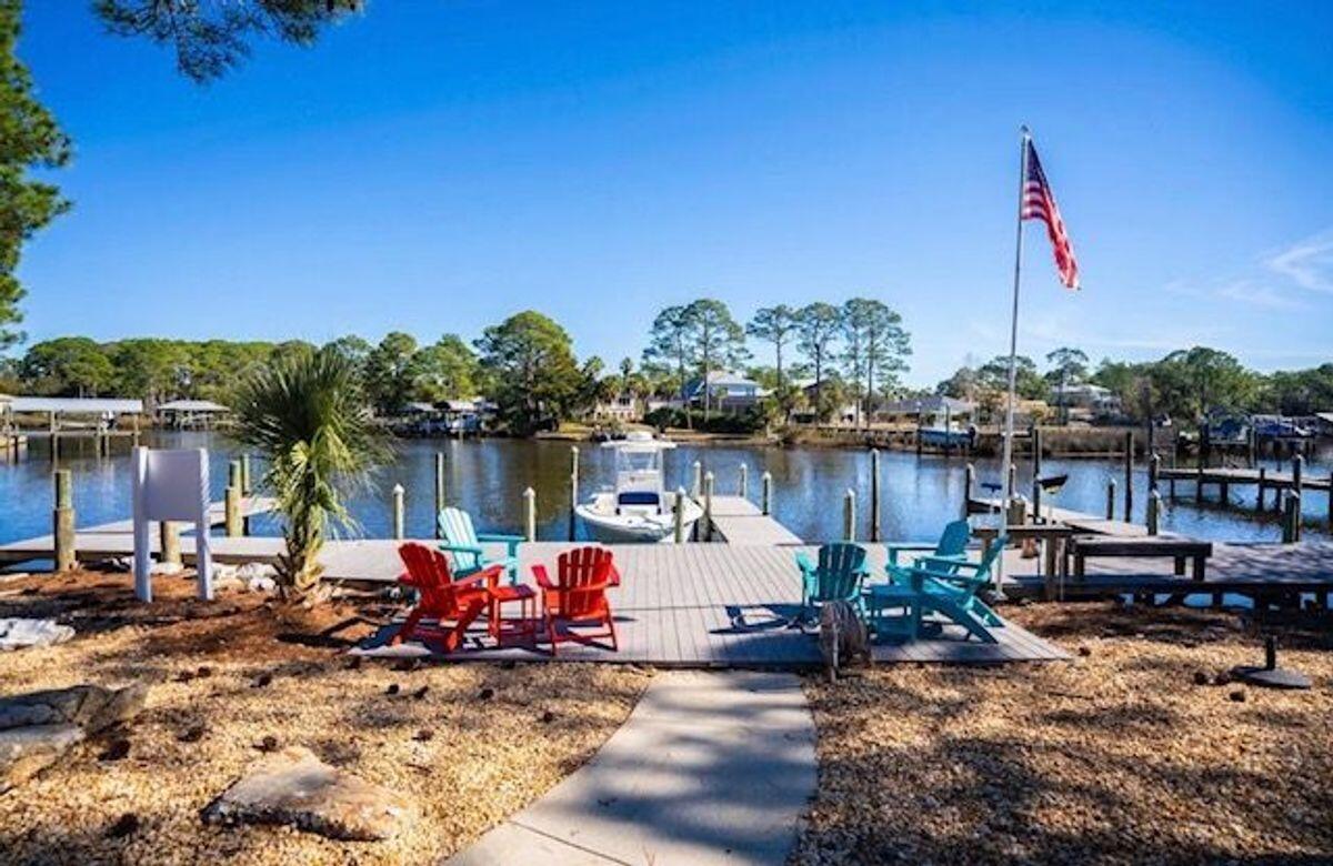 364 Carson Oaks Lane