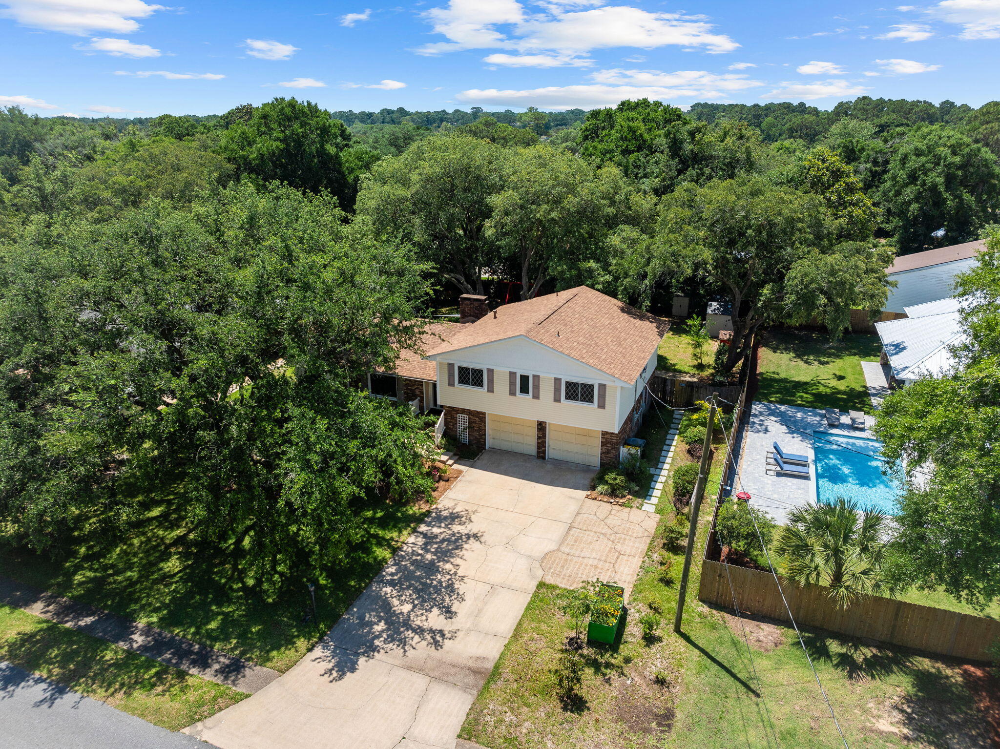 234 NE Yacht Club Drive
