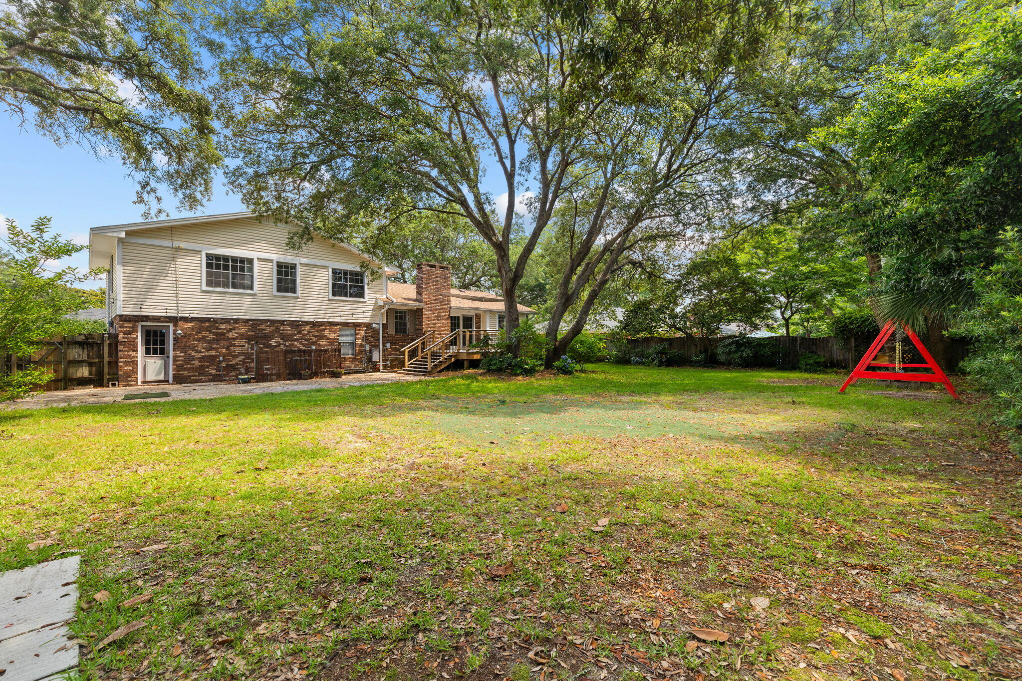 234 NE Yacht Club Drive