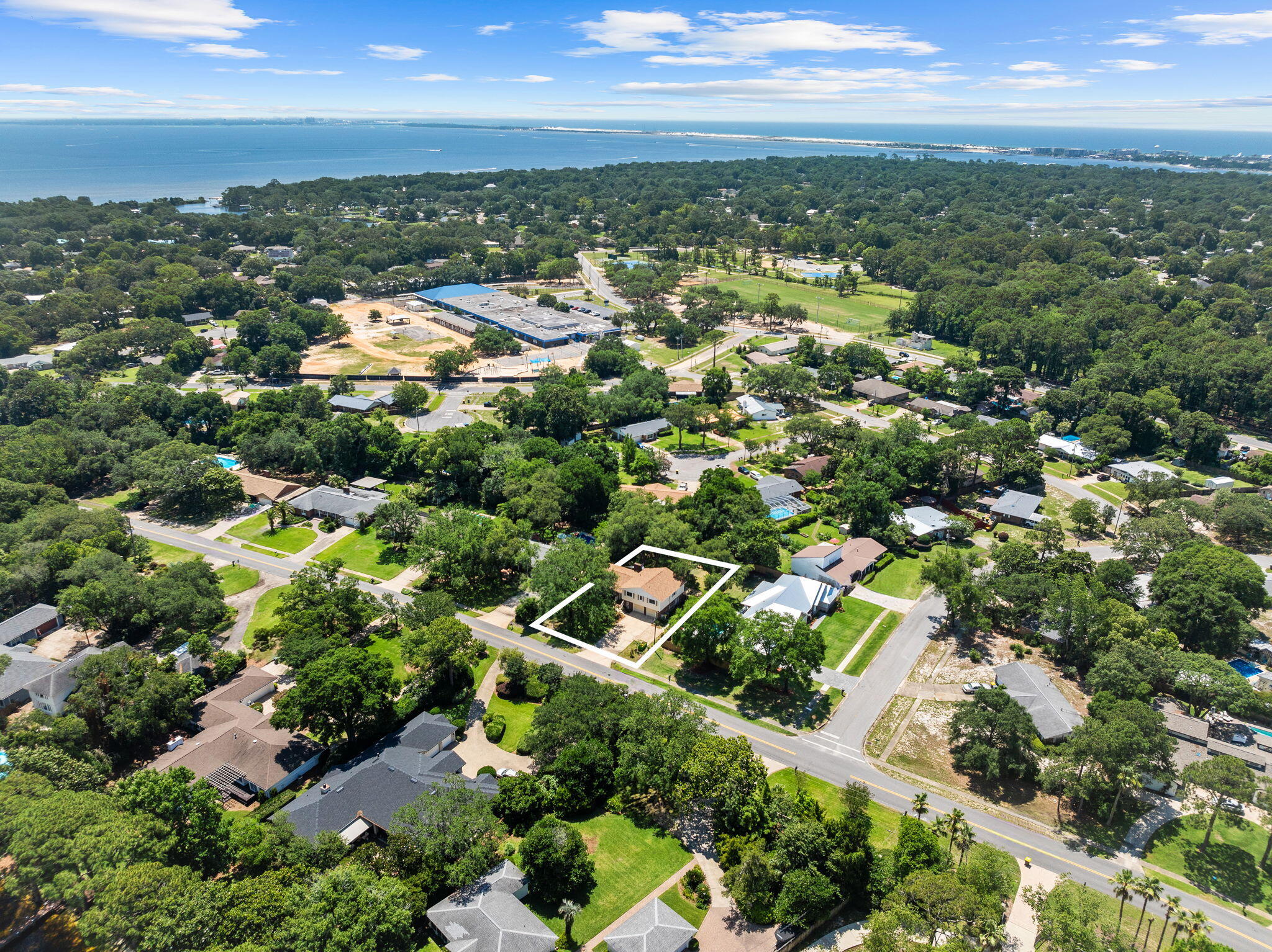 234 NE Yacht Club Drive